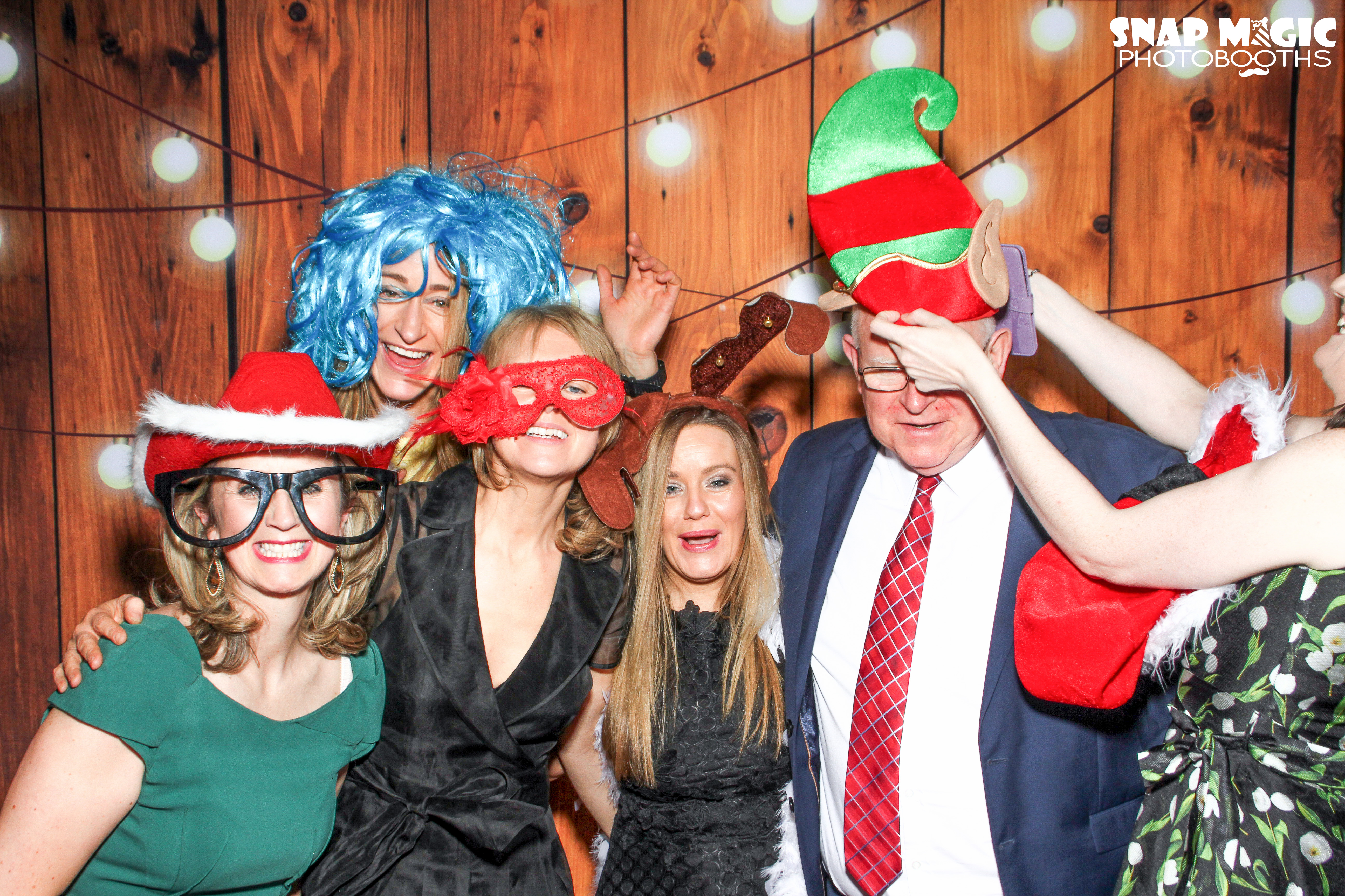 Abbott Christmas Party  | View more photos from the event at gallery.snapmagic.ie/u/SnapMagic/Abbott-Christmas-Party