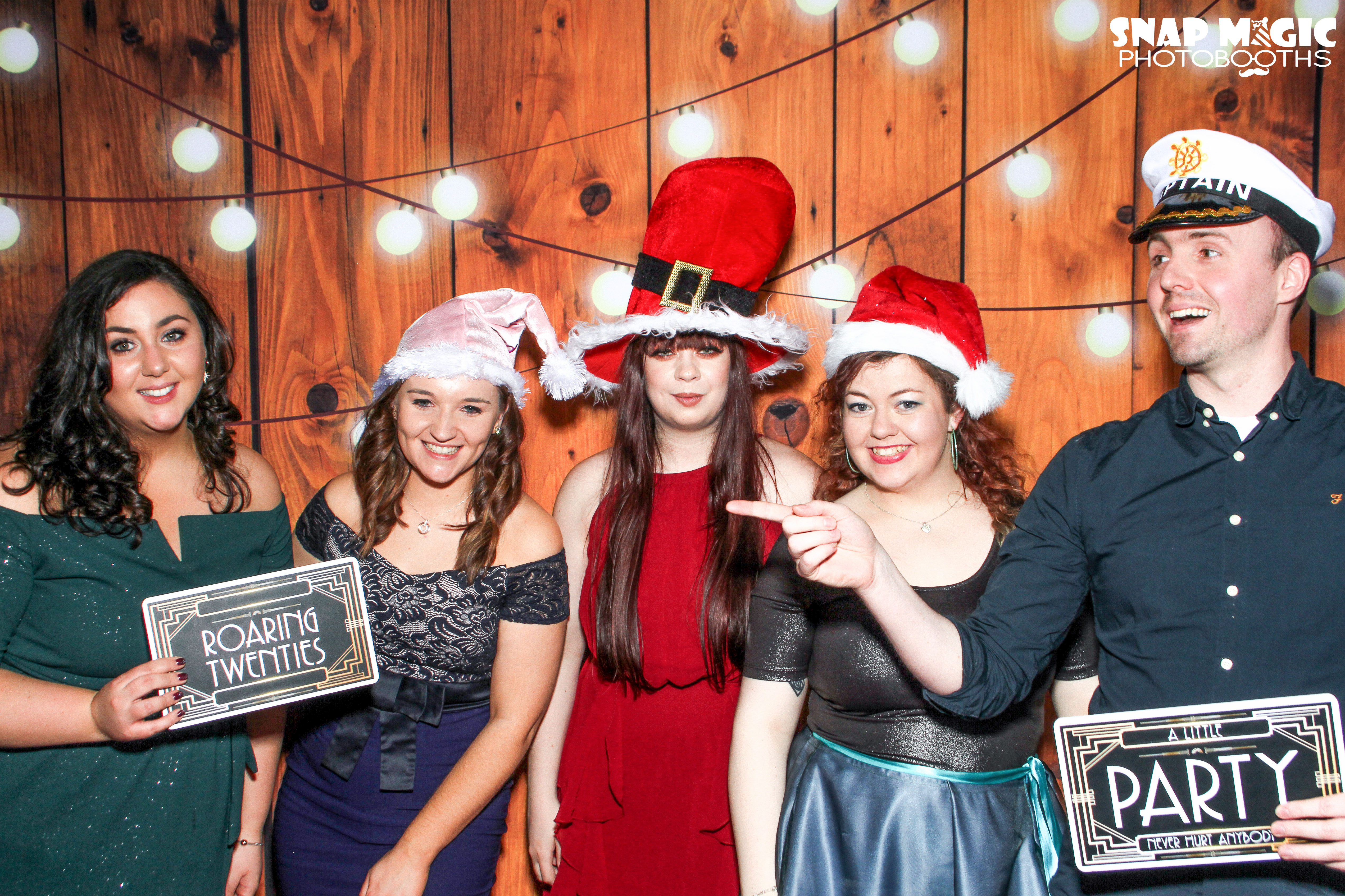 Abbott Christmas Party  | View more photos from the event at gallery.snapmagic.ie/u/SnapMagic/Abbott-Christmas-Party