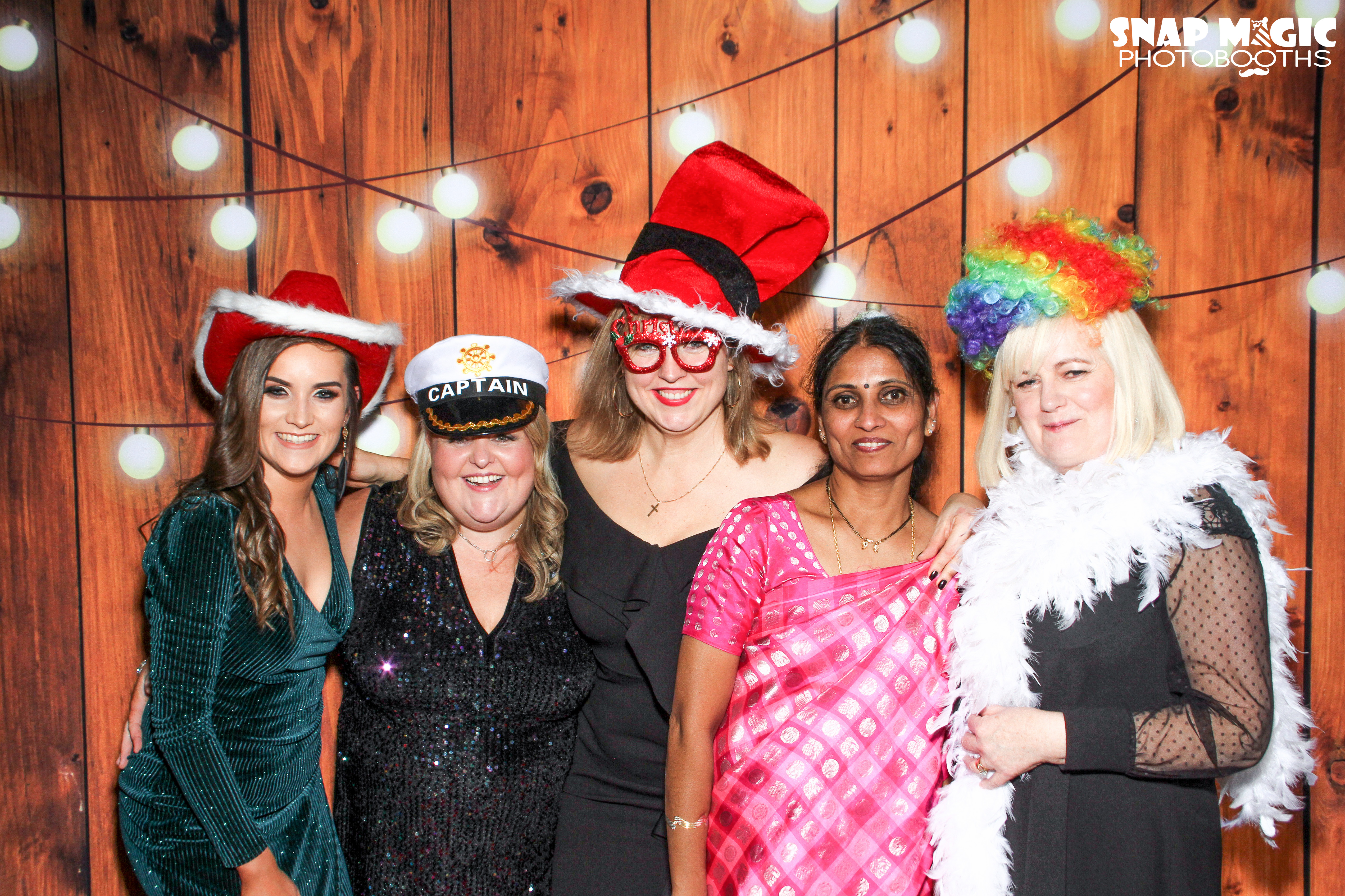 Abbott Christmas Party  | View more photos from the event at gallery.snapmagic.ie/u/SnapMagic/Abbott-Christmas-Party