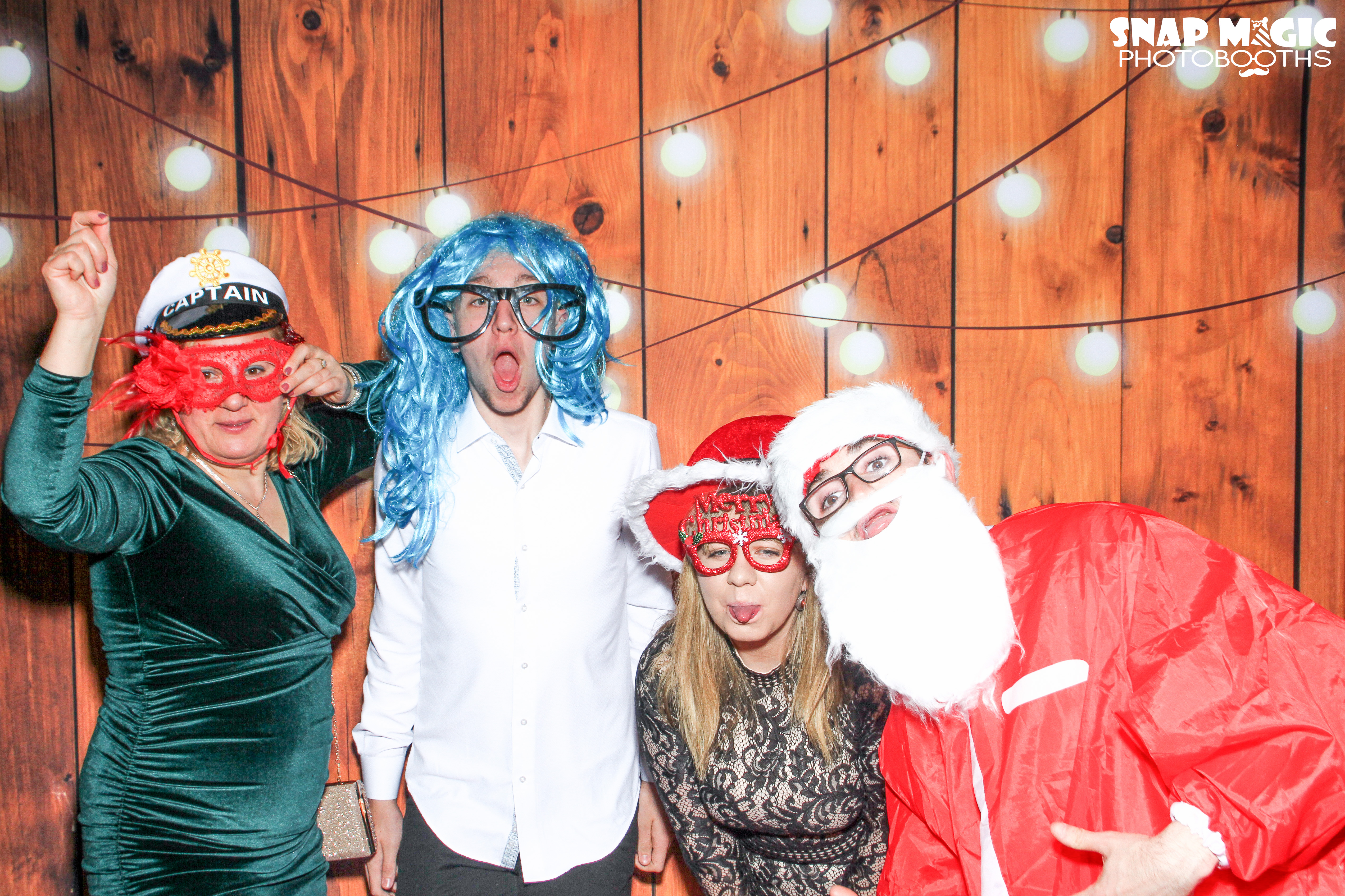 Abbott Christmas Party  | View more photos from the event at gallery.snapmagic.ie/u/SnapMagic/Abbott-Christmas-Party