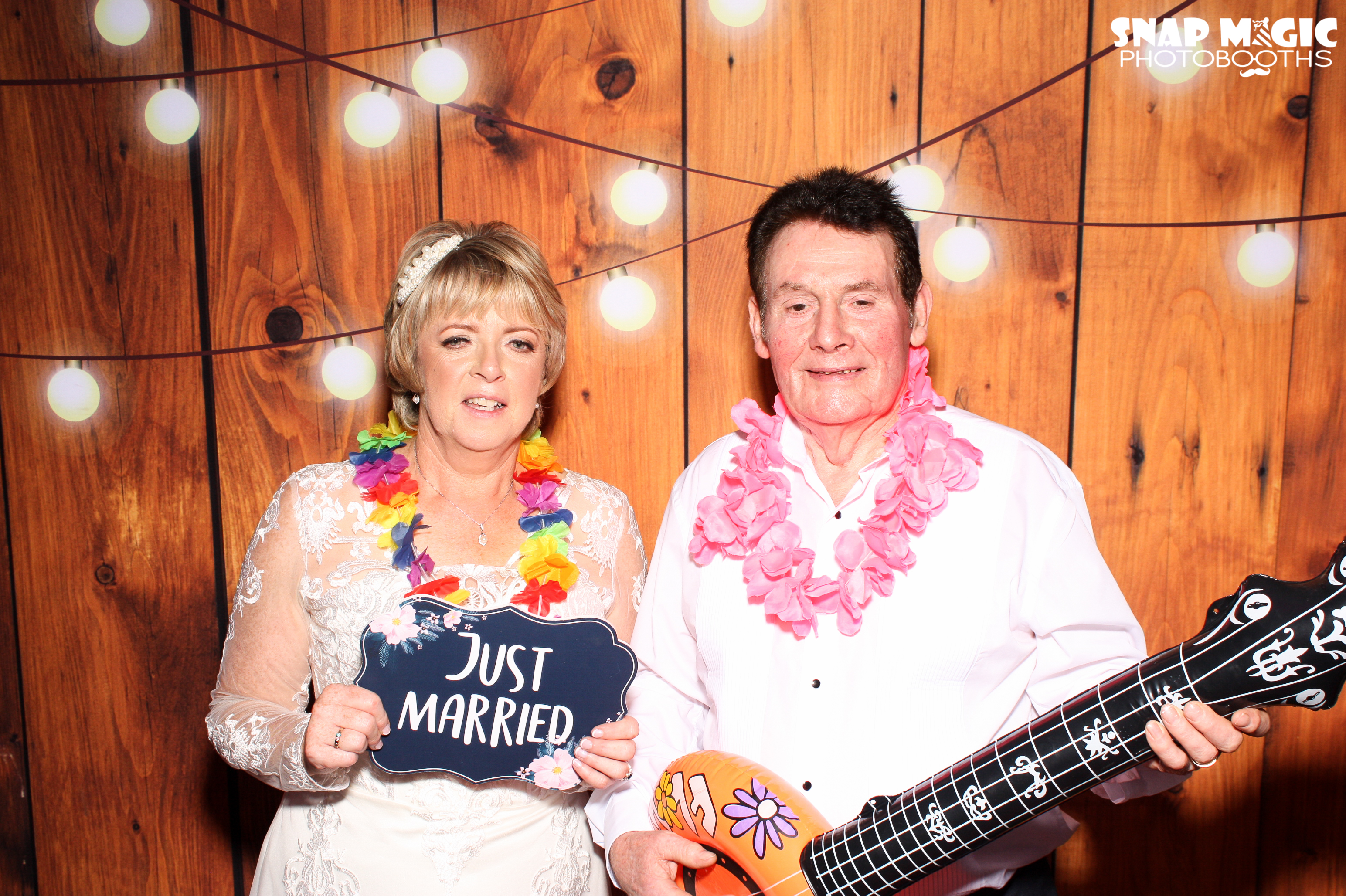 Ann & George's Wedding | View more photos from the event at gallery.snapmagic.ie/u/SnapMagic/Ann-Georges-Wedding
