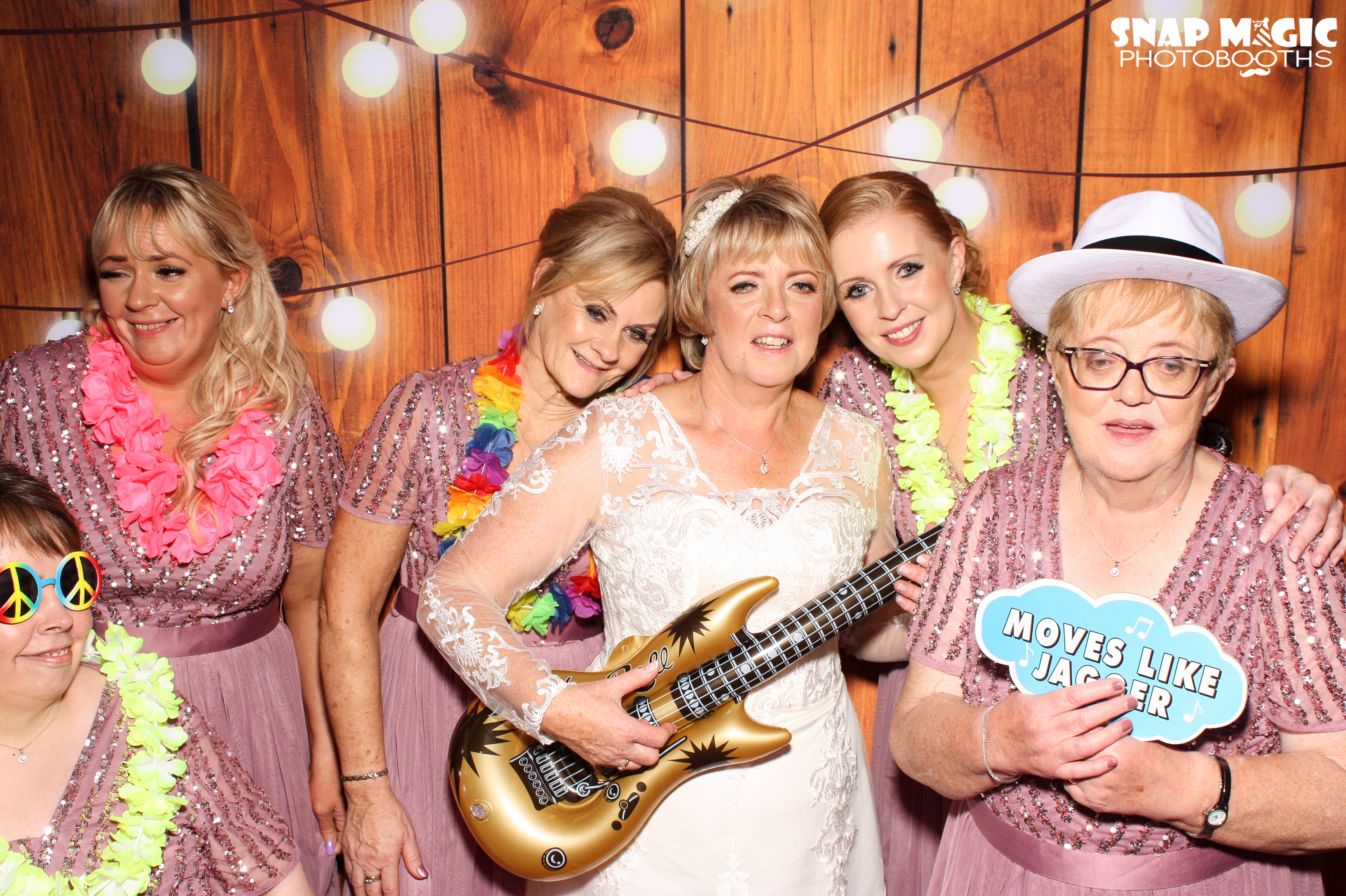 Ann & George's Wedding | View more photos from the event at gallery.snapmagic.ie/u/SnapMagic/Ann-Georges-Wedding