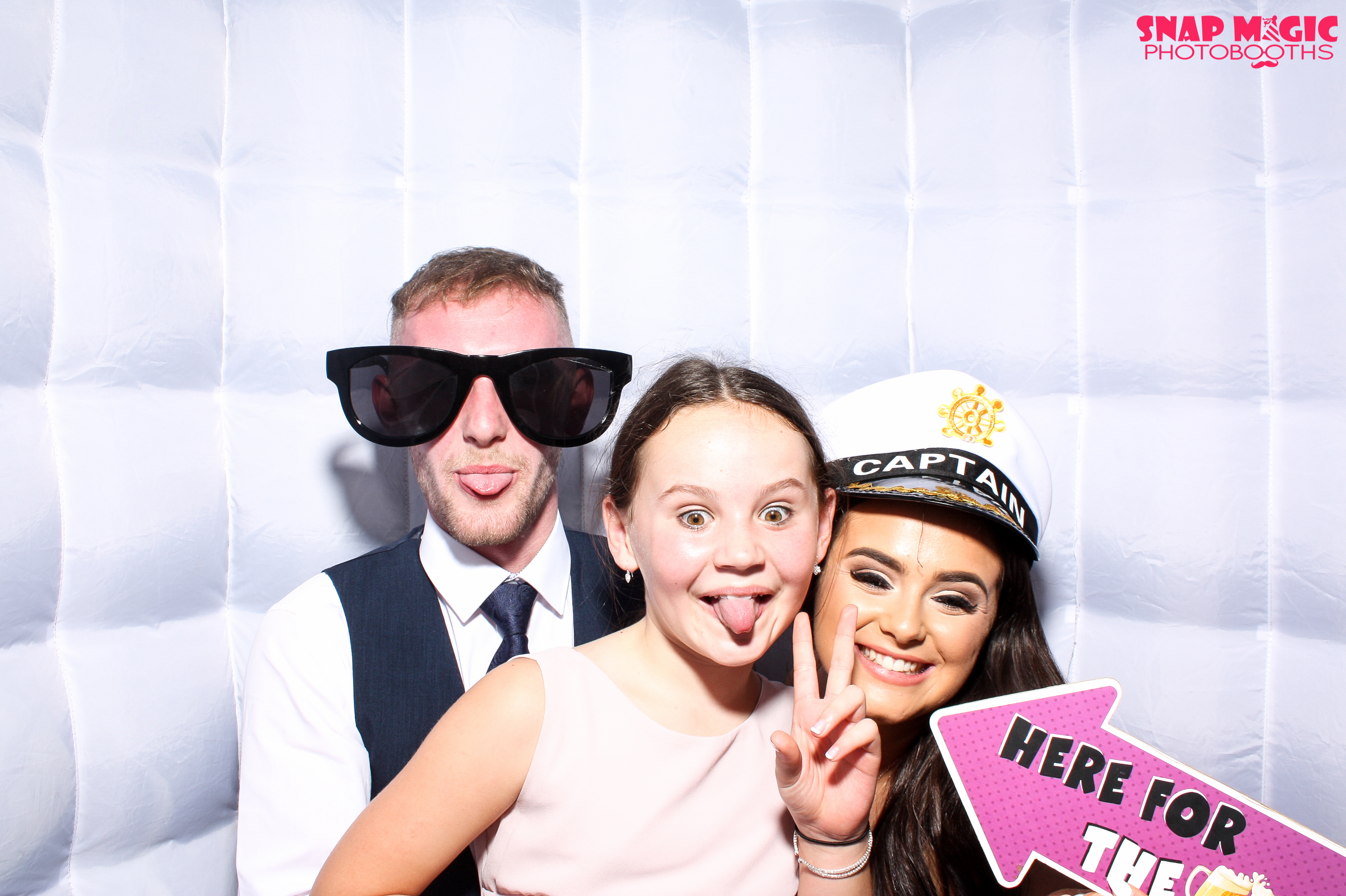 Ann-Marie & Keith | View more photos from the event at gallery.snapmagic.ie/u/SnapMagic/Ann-Marie-Keith