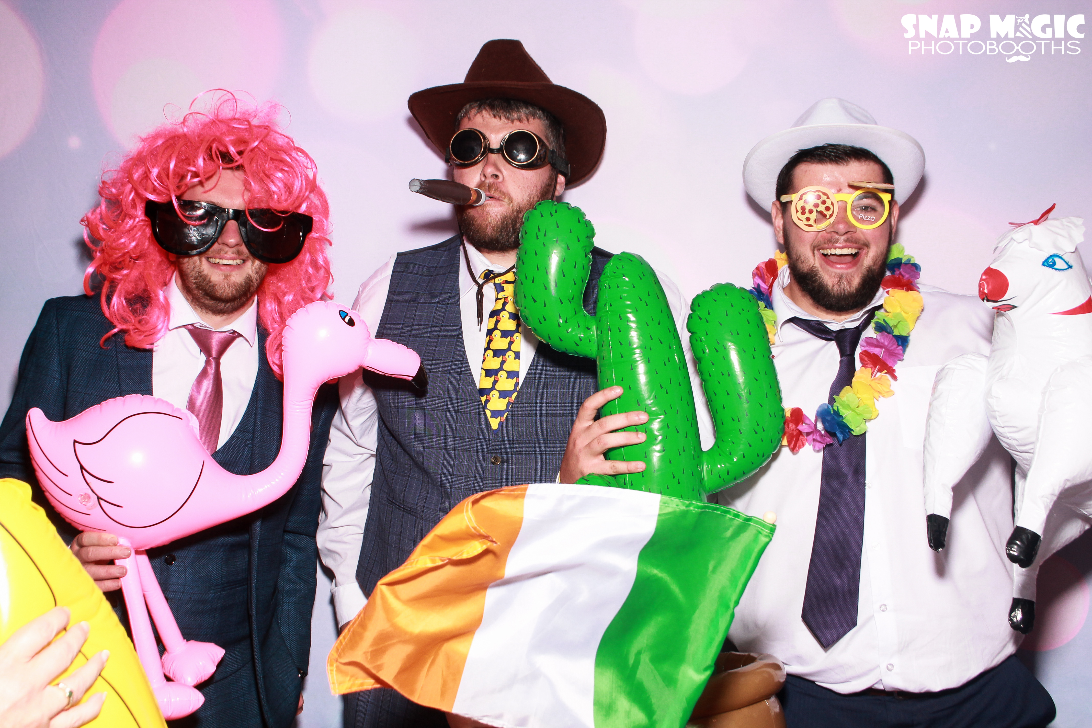 Ann Marie & Rorys Wedding | View more photos from the event at gallery.snapmagic.ie/u/SnapMagic/Ann-Marie-Rorys-Wedding