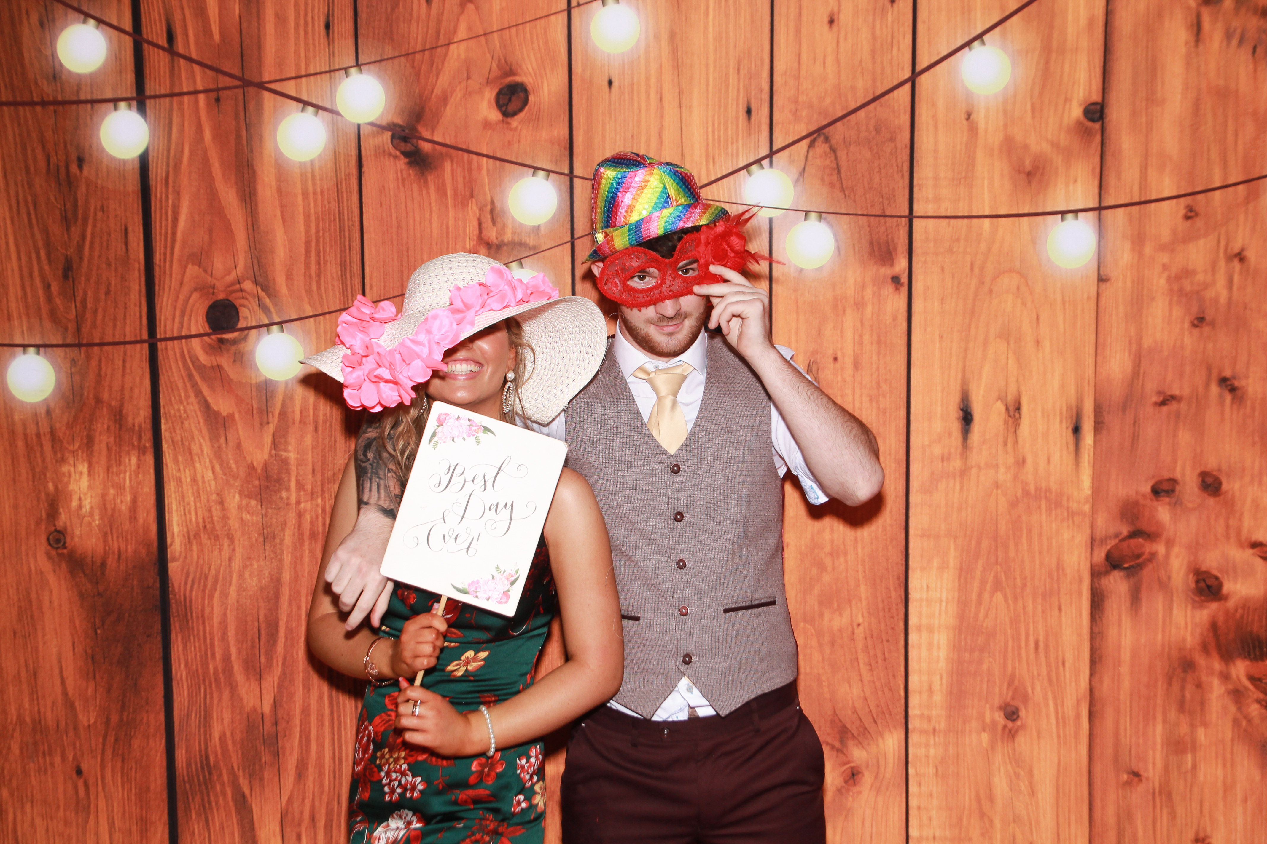 Jay & Kay | View more photos from the event at gallery.snapmagic.ie/u/SnapMagic/Jay-Kay