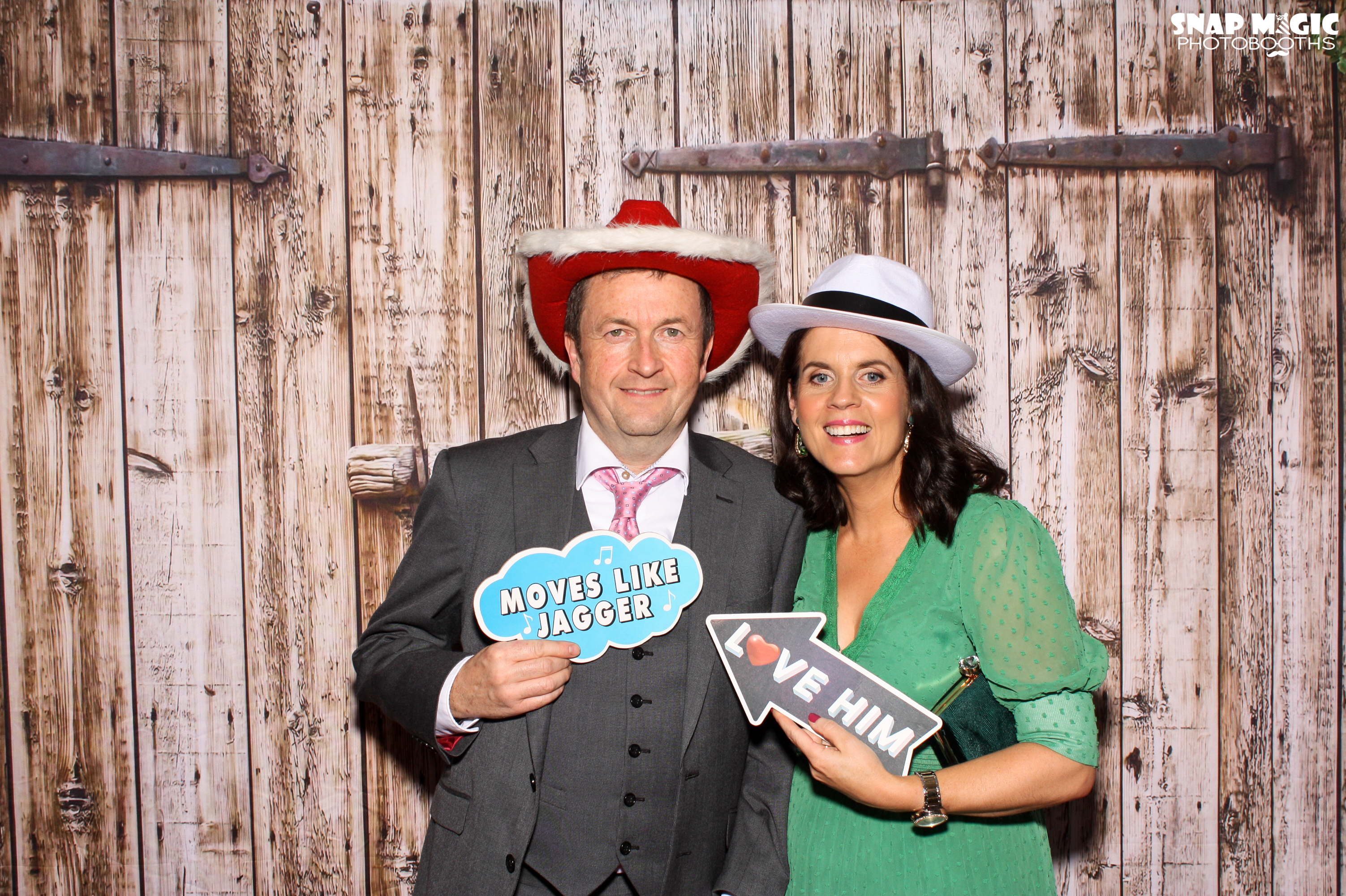 John & Annette's Wedding | View more photos from the event at gallery.snapmagic.ie/u/SnapMagic/John-Annettes-Wedding