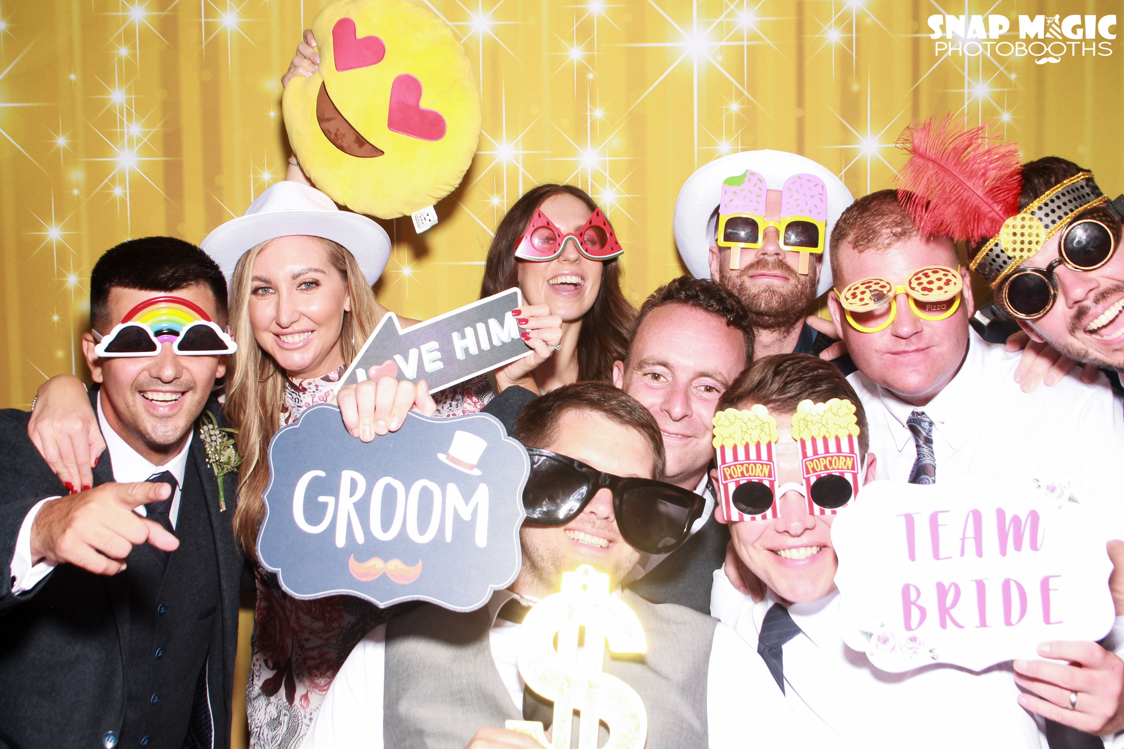 Kathryn & Roberts Wedding | View more photos from the event at gallery.snapmagic.ie/u/SnapMagic/Kathryn-Roberts-Wedding