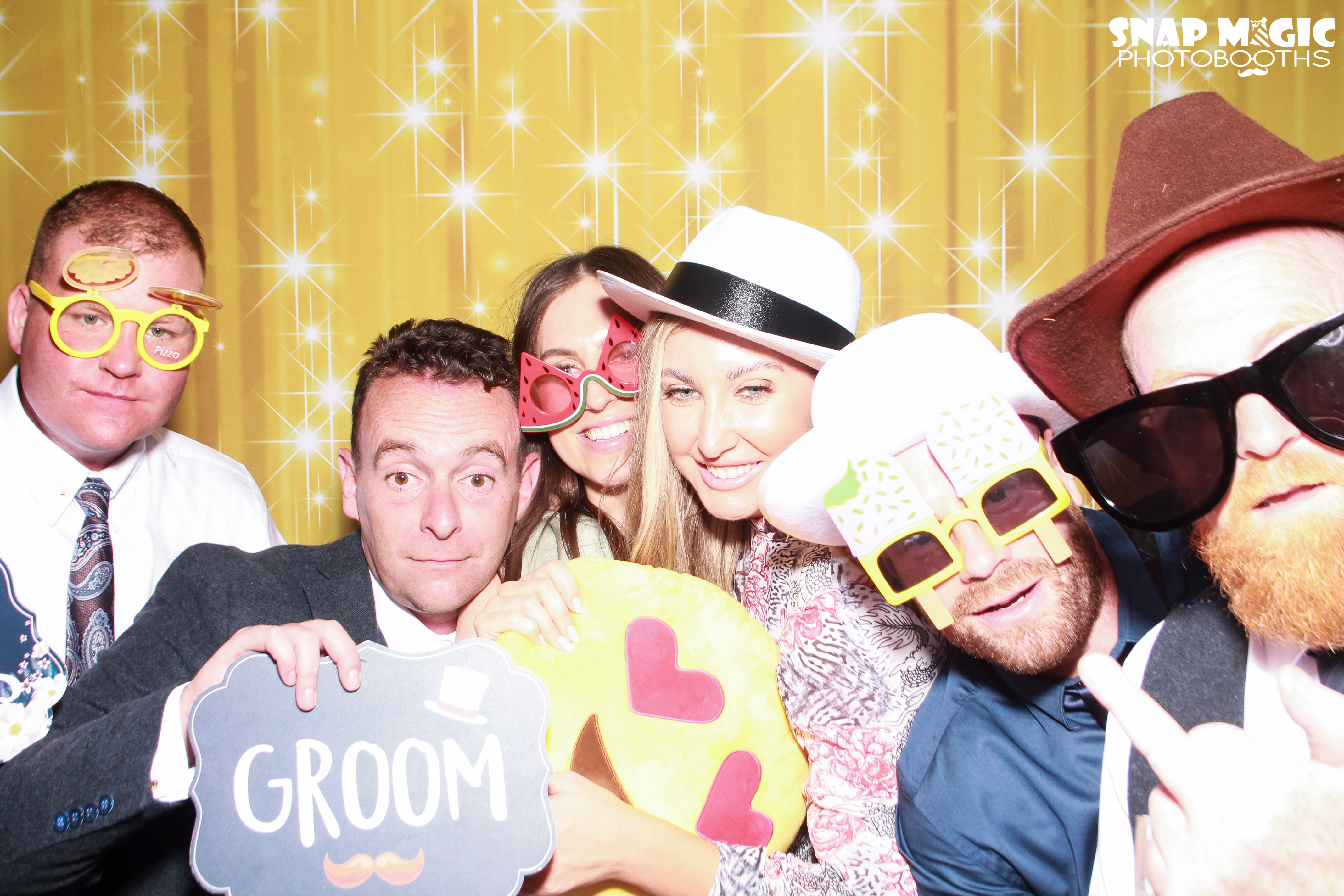 Kathryn & Roberts Wedding | View more photos from the event at gallery.snapmagic.ie/u/SnapMagic/Kathryn-Roberts-Wedding
