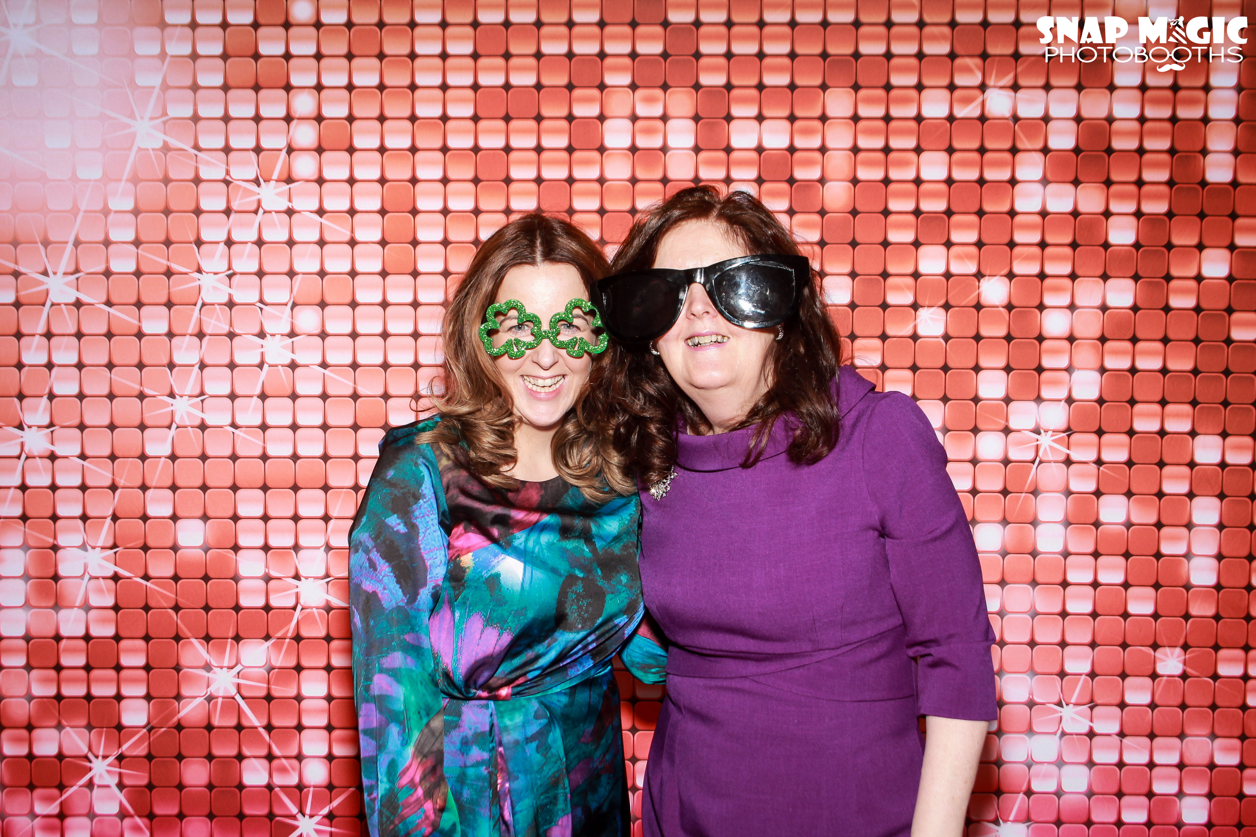 Keri & Belinda | View more photos from the event at gallery.snapmagic.ie/u/SnapMagic/Keri-Belinda