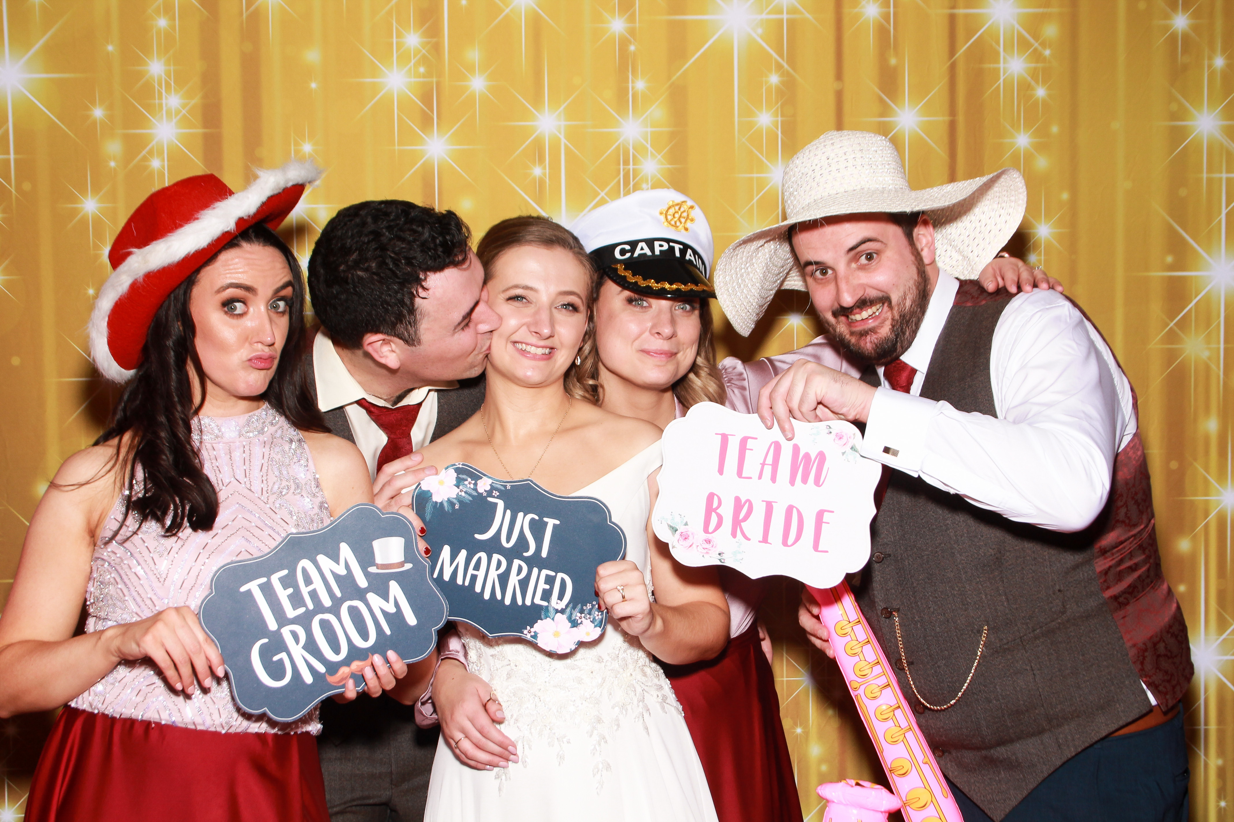 Lana & David | View more photos from the event at gallery.snapmagic.ie/u/SnapMagic/Lana-David