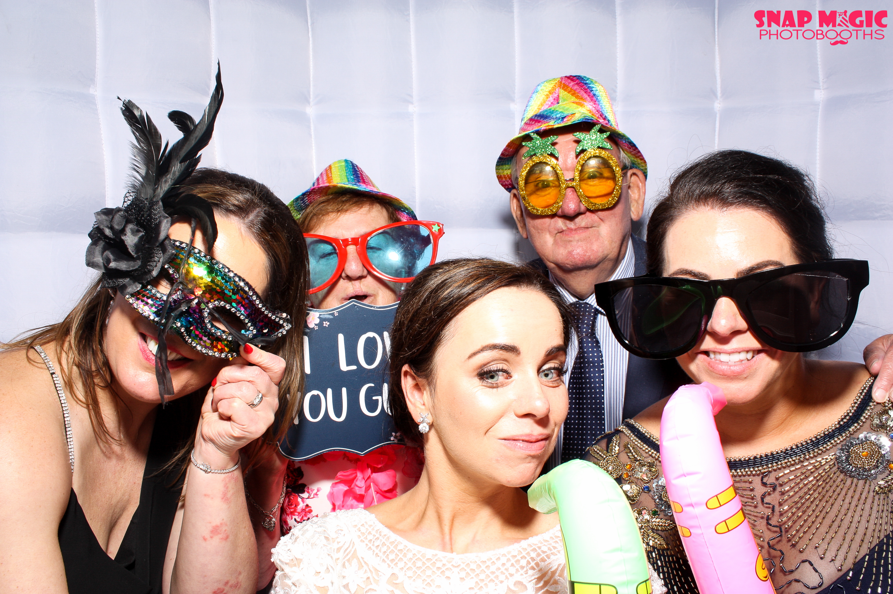Lauren & Stephen | View more photos from the event at gallery.snapmagic.ie/u/SnapMagic/Lauren-Stephen