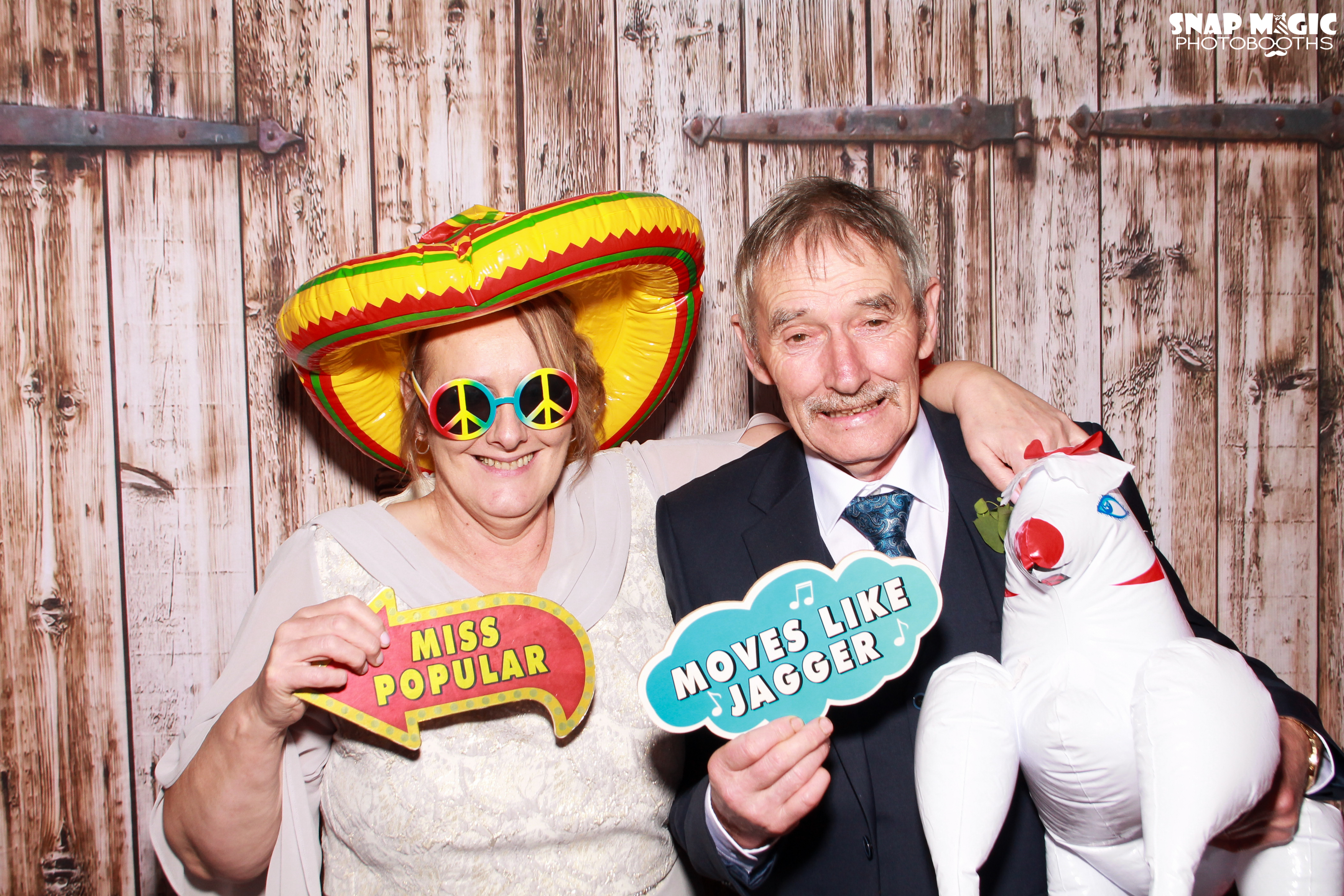 Leonora & James Wedding | View more photos from the event at gallery.snapmagic.ie/u/SnapMagic/Leonora-James-Wedding