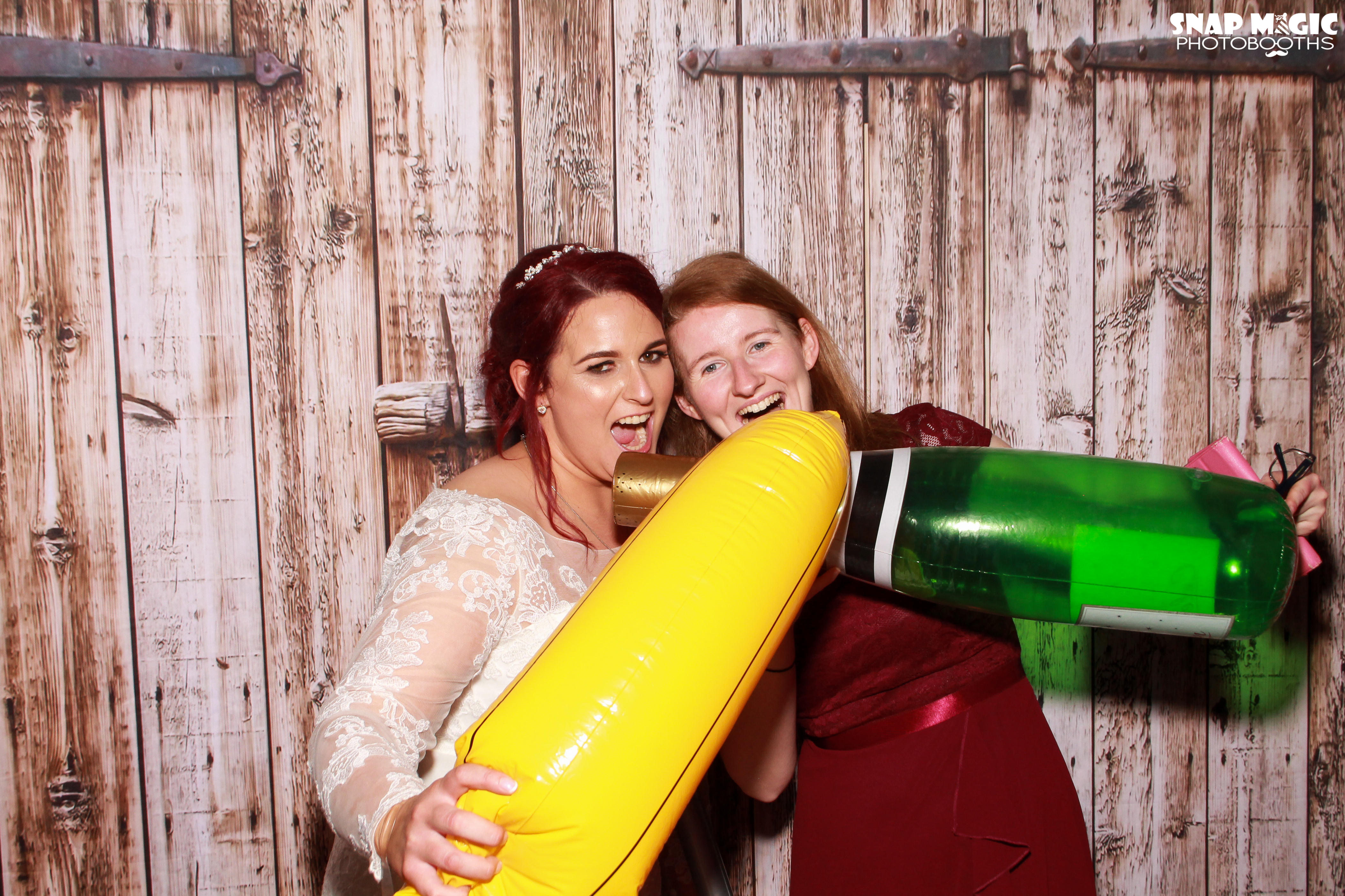 Leonora & James Wedding | View more photos from the event at gallery.snapmagic.ie/u/SnapMagic/Leonora-James-Wedding