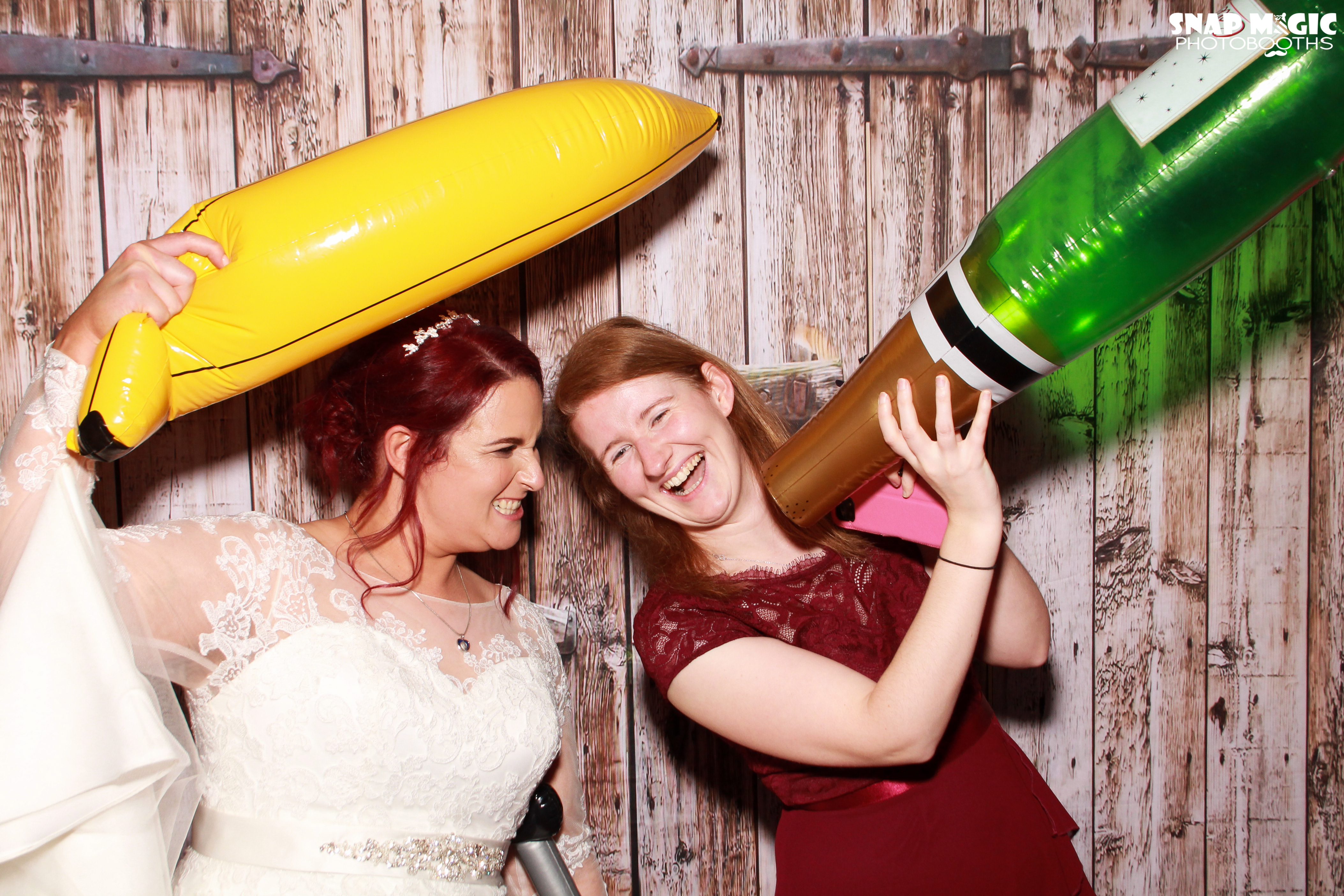 Leonora & James Wedding | View more photos from the event at gallery.snapmagic.ie/u/SnapMagic/Leonora-James-Wedding