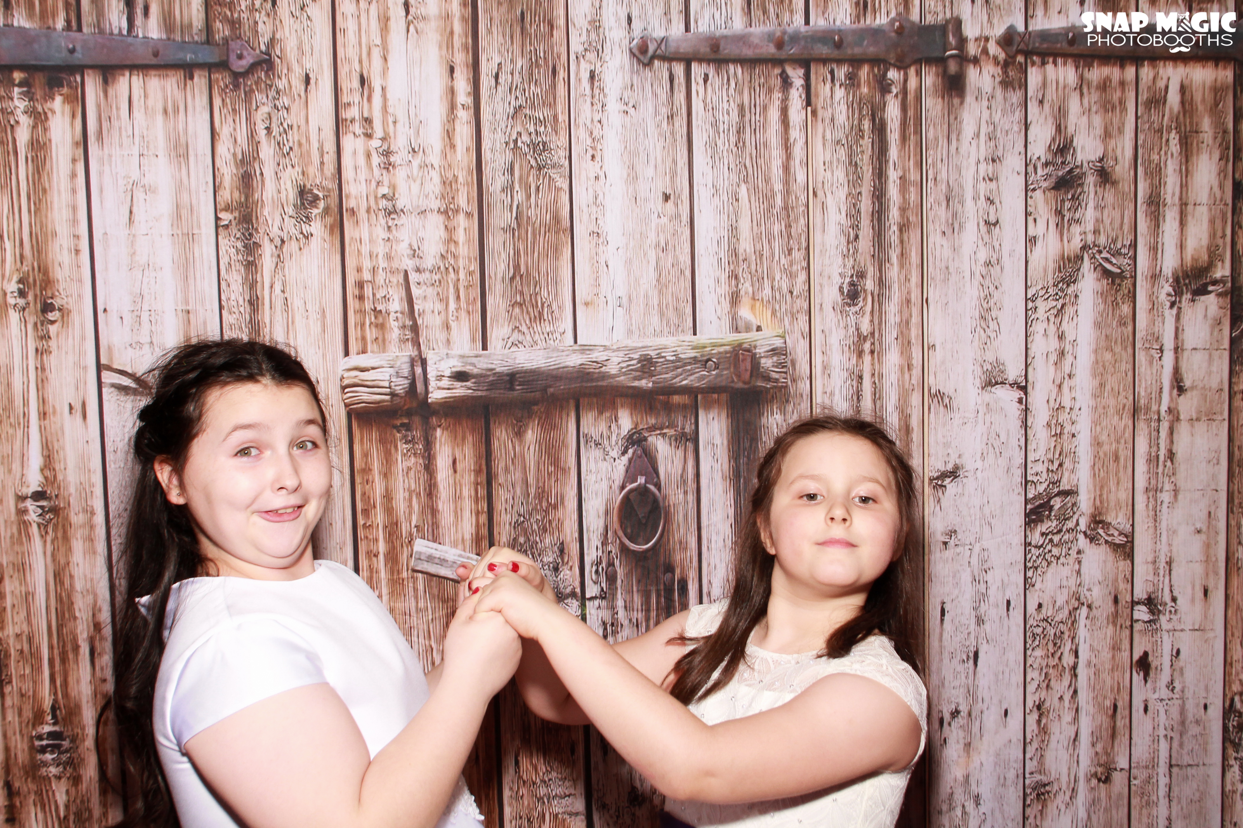 Leonora & James Wedding | View more photos from the event at gallery.snapmagic.ie/u/SnapMagic/Leonora-James-Wedding