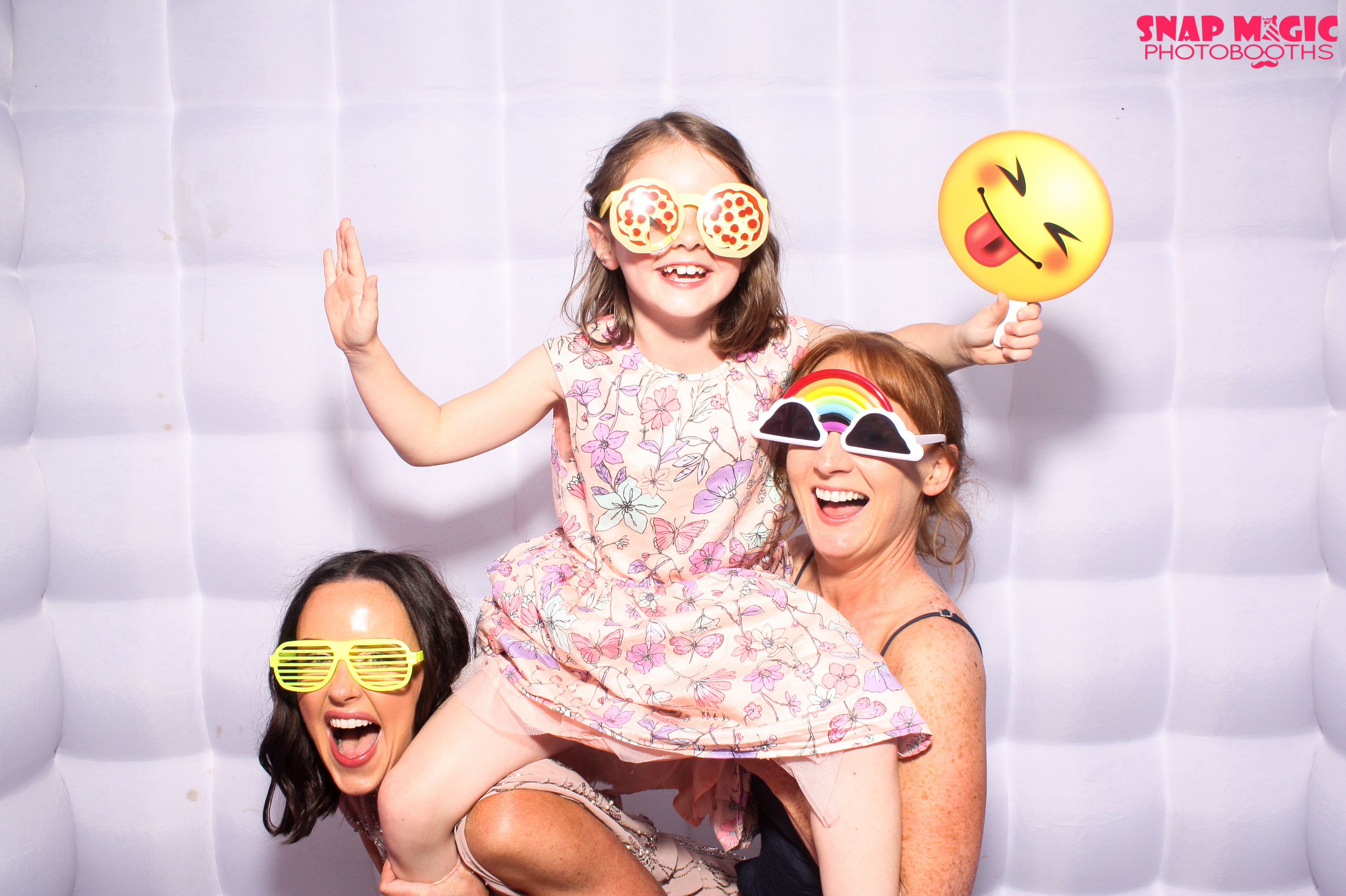 Nareerat & Johns Wedding | View more photos from the event at gallery.snapmagic.ie/u/SnapMagic/Nareerat-Johns-Wedding