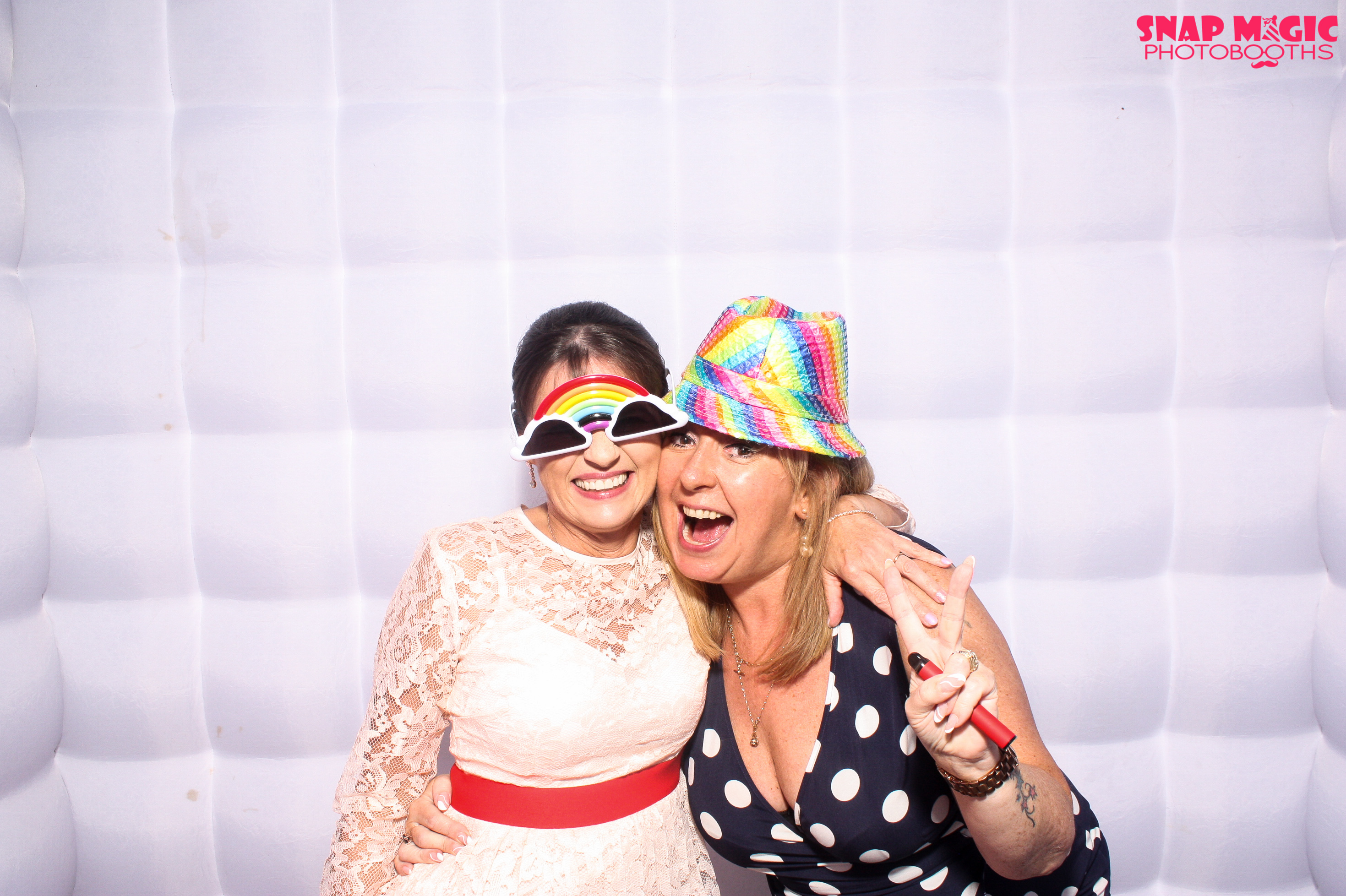 Nareerat & Johns Wedding | View more photos from the event at gallery.snapmagic.ie/u/SnapMagic/Nareerat-Johns-Wedding