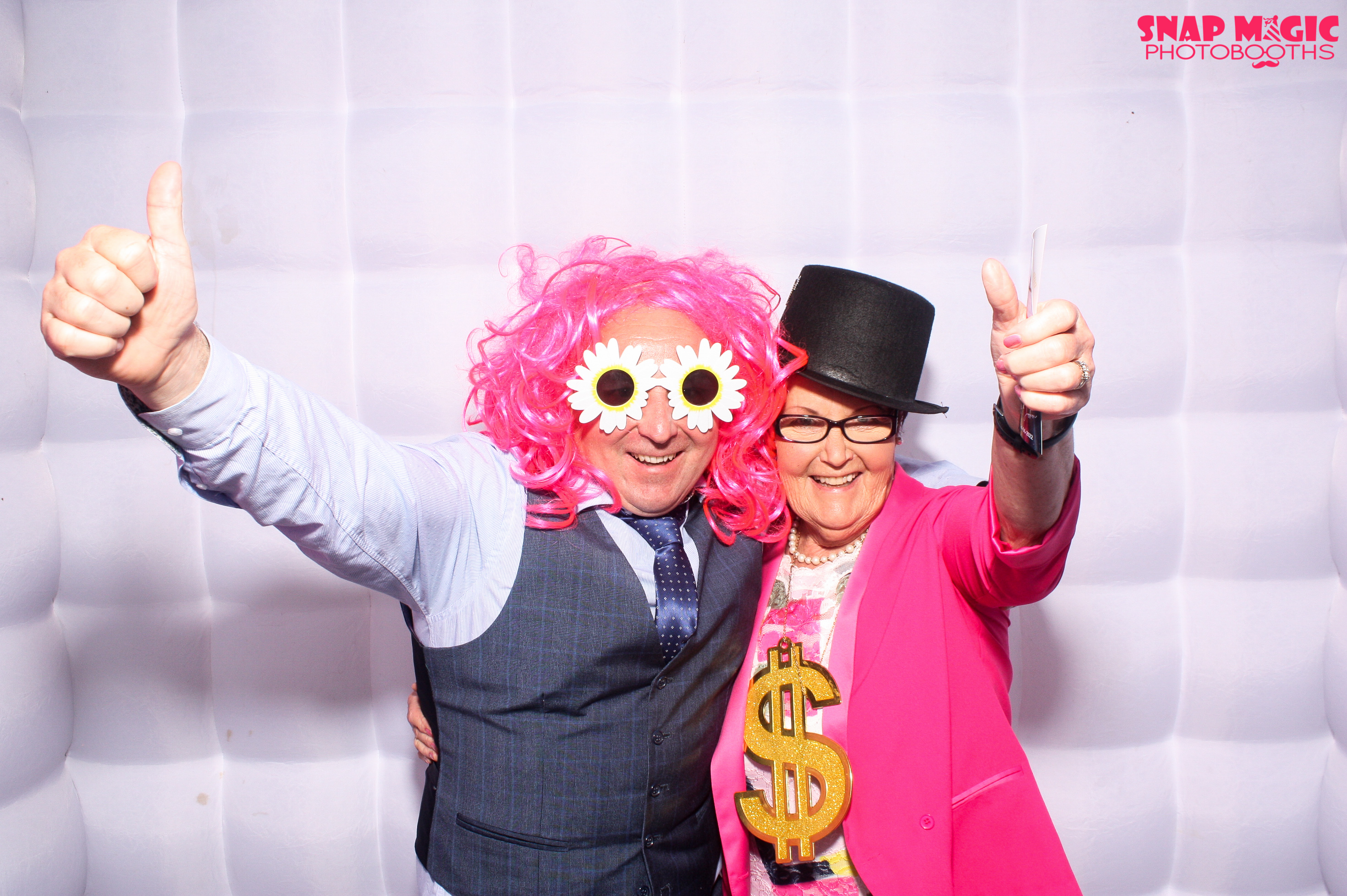Nareerat & Johns Wedding | View more photos from the event at gallery.snapmagic.ie/u/SnapMagic/Nareerat-Johns-Wedding