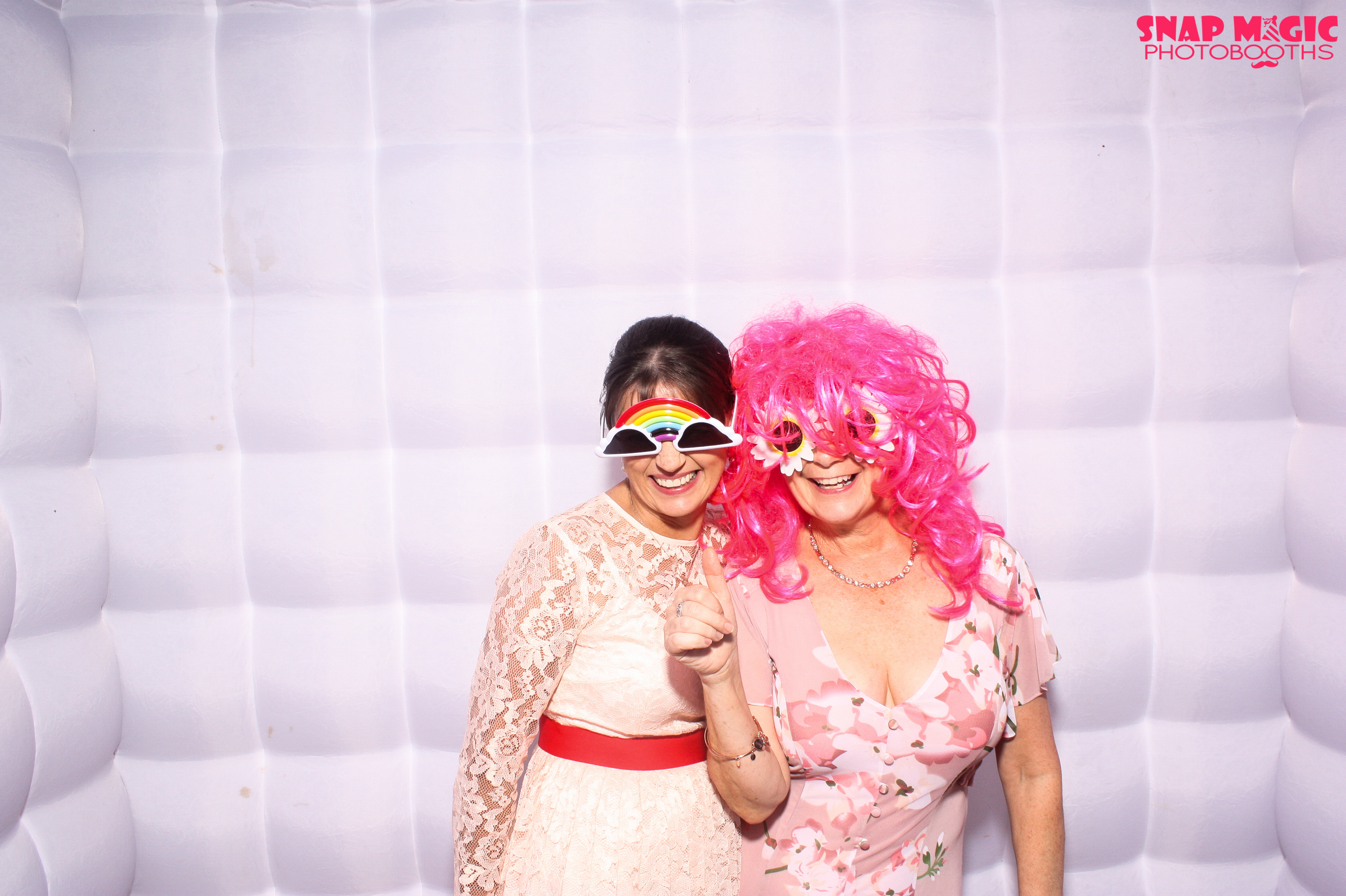 Nareerat & Johns Wedding | View more photos from the event at gallery.snapmagic.ie/u/SnapMagic/Nareerat-Johns-Wedding