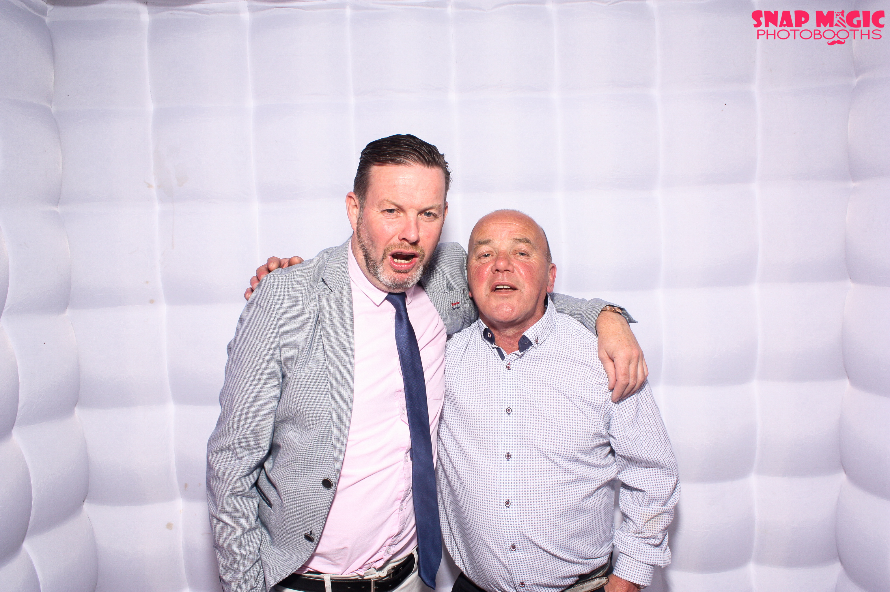Nareerat & Johns Wedding | View more photos from the event at gallery.snapmagic.ie/u/SnapMagic/Nareerat-Johns-Wedding
