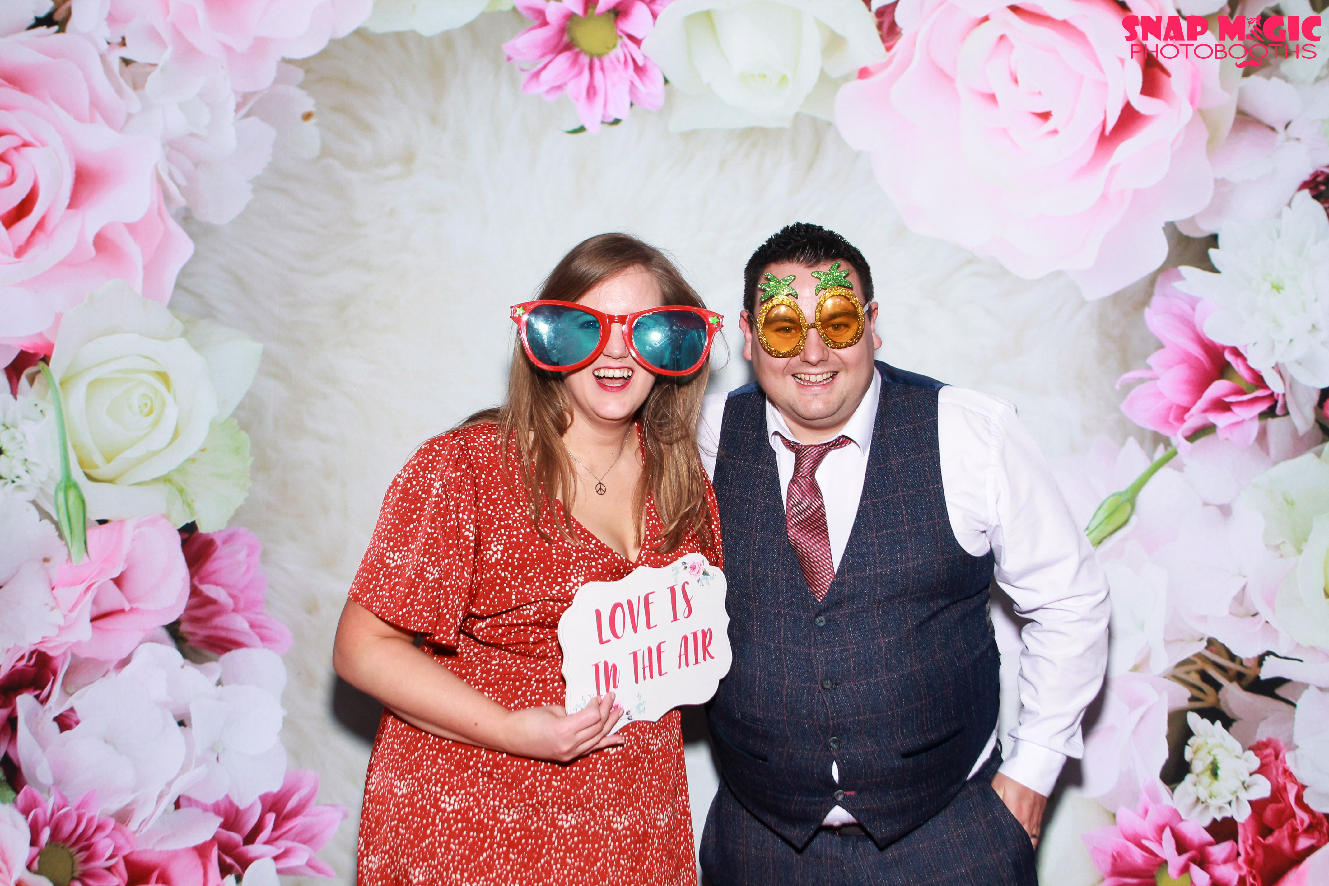 Niamh & Joseph | View more photos from the event at gallery.snapmagic.ie/u/SnapMagic/Niamh-Joseph