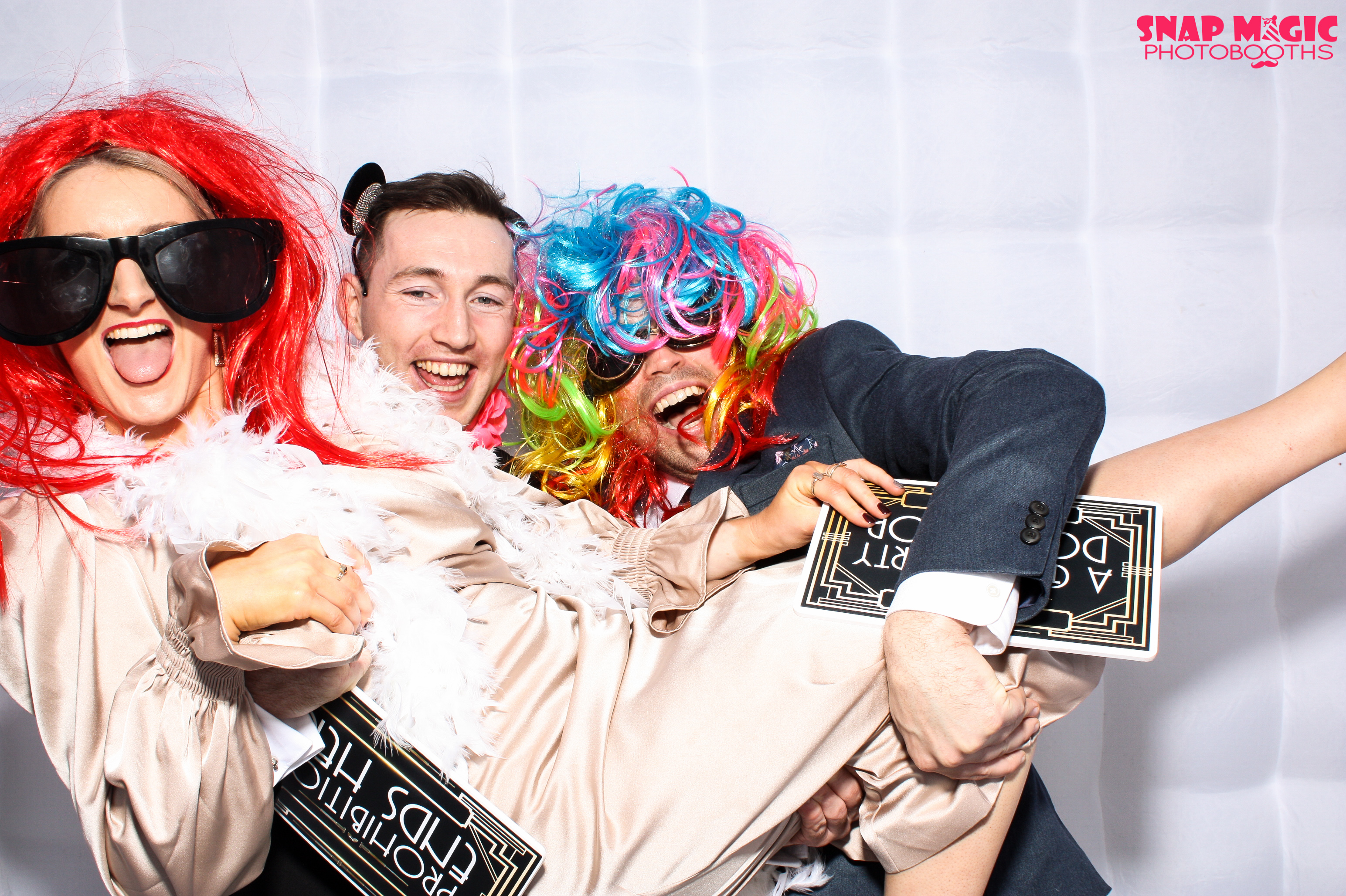 Olivia & Richard | View more photos from the event at gallery.snapmagic.ie/u/SnapMagic/Olivia-Richard