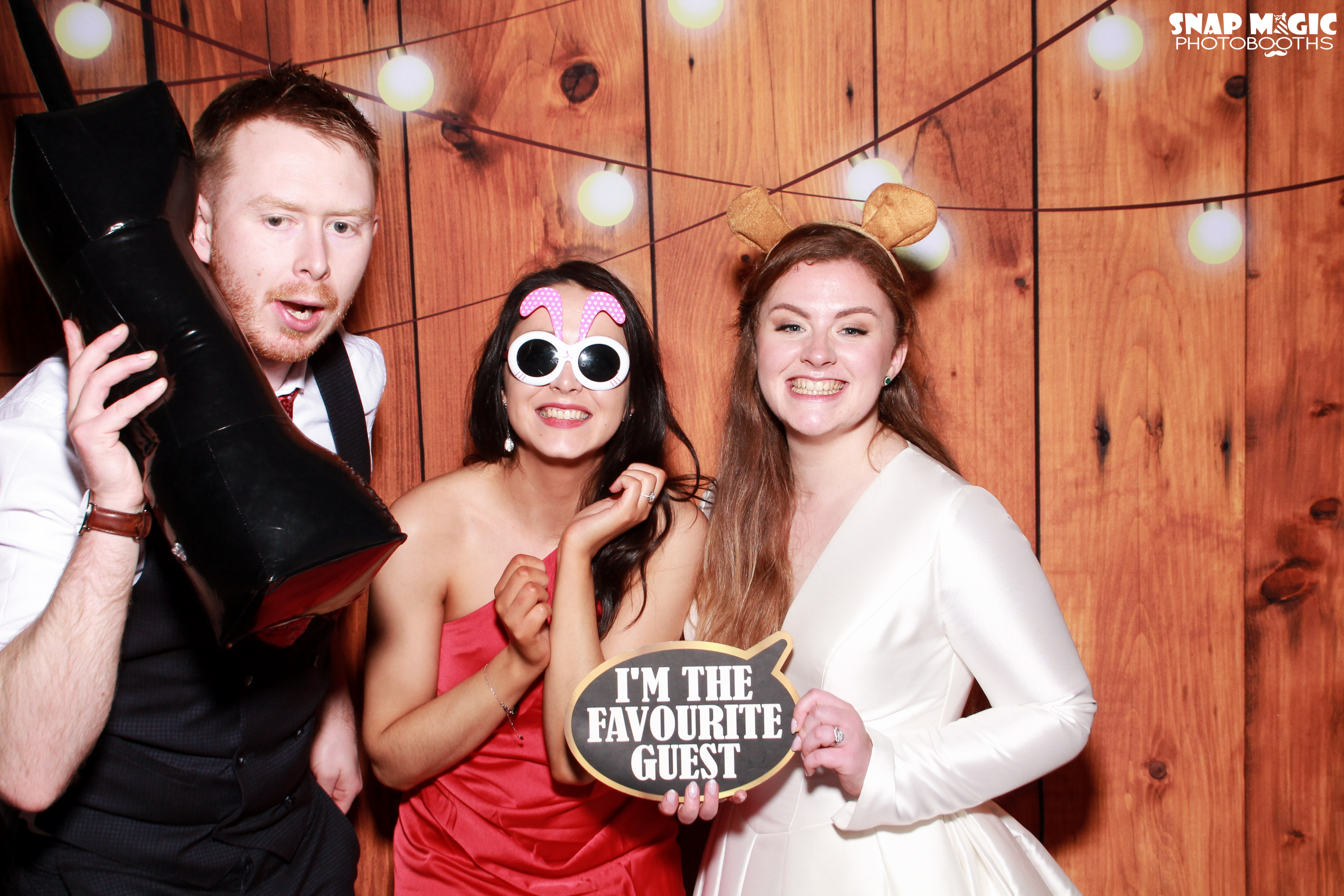 Orla & Pauls Wedding | View more photos from the event at gallery.snapmagic.ie/u/SnapMagic/Orla-Pauls-Wedding