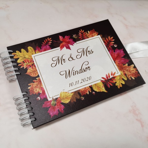 Personalized Guestbooks | View more photos from the event at gallery.snapmagic.ie/u/SnapMagic/Personalized-Guestbooks