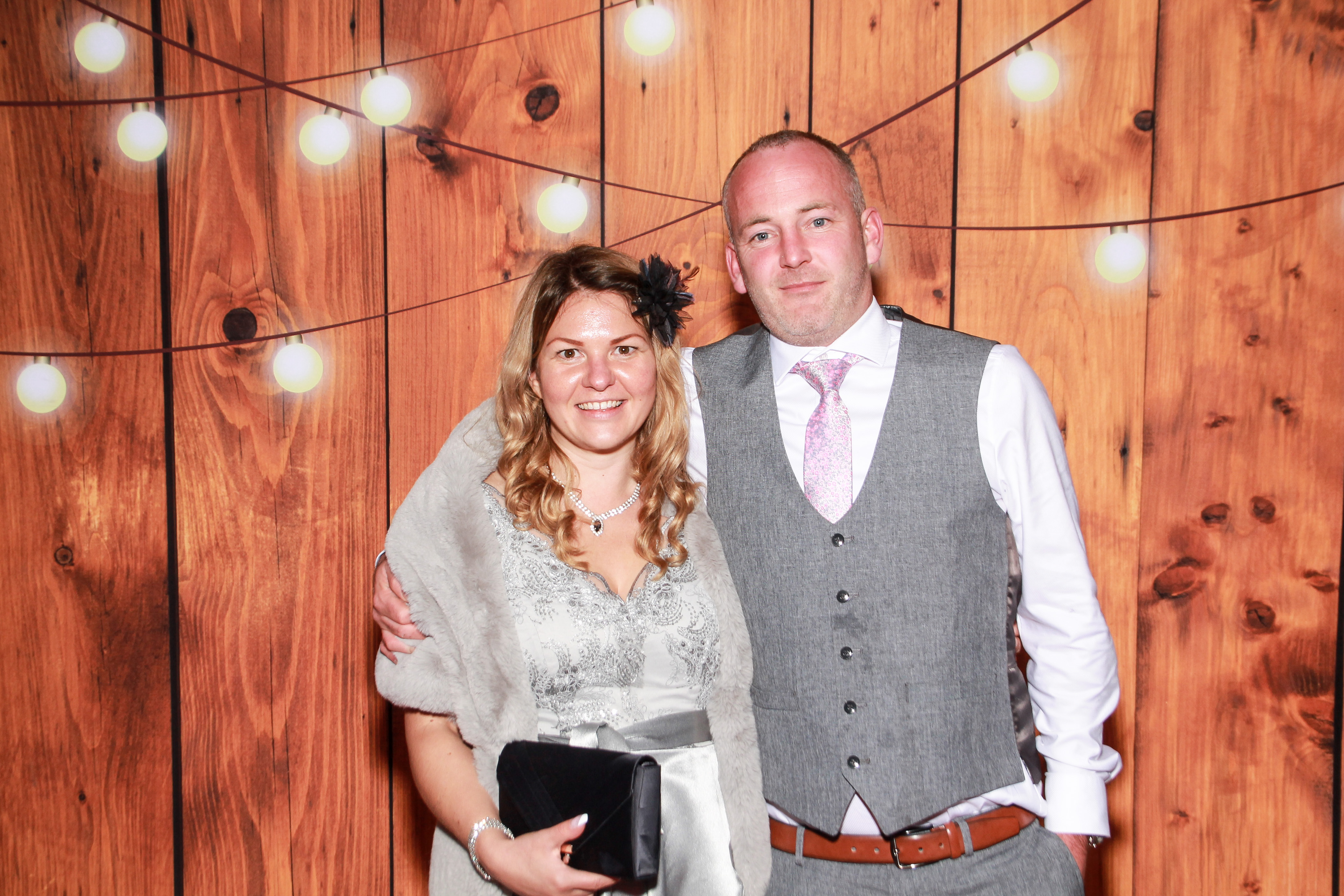 Sinead & Jonathan | View more photos from the event at gallery.snapmagic.ie/u/SnapMagic/Sinead-Jonathan