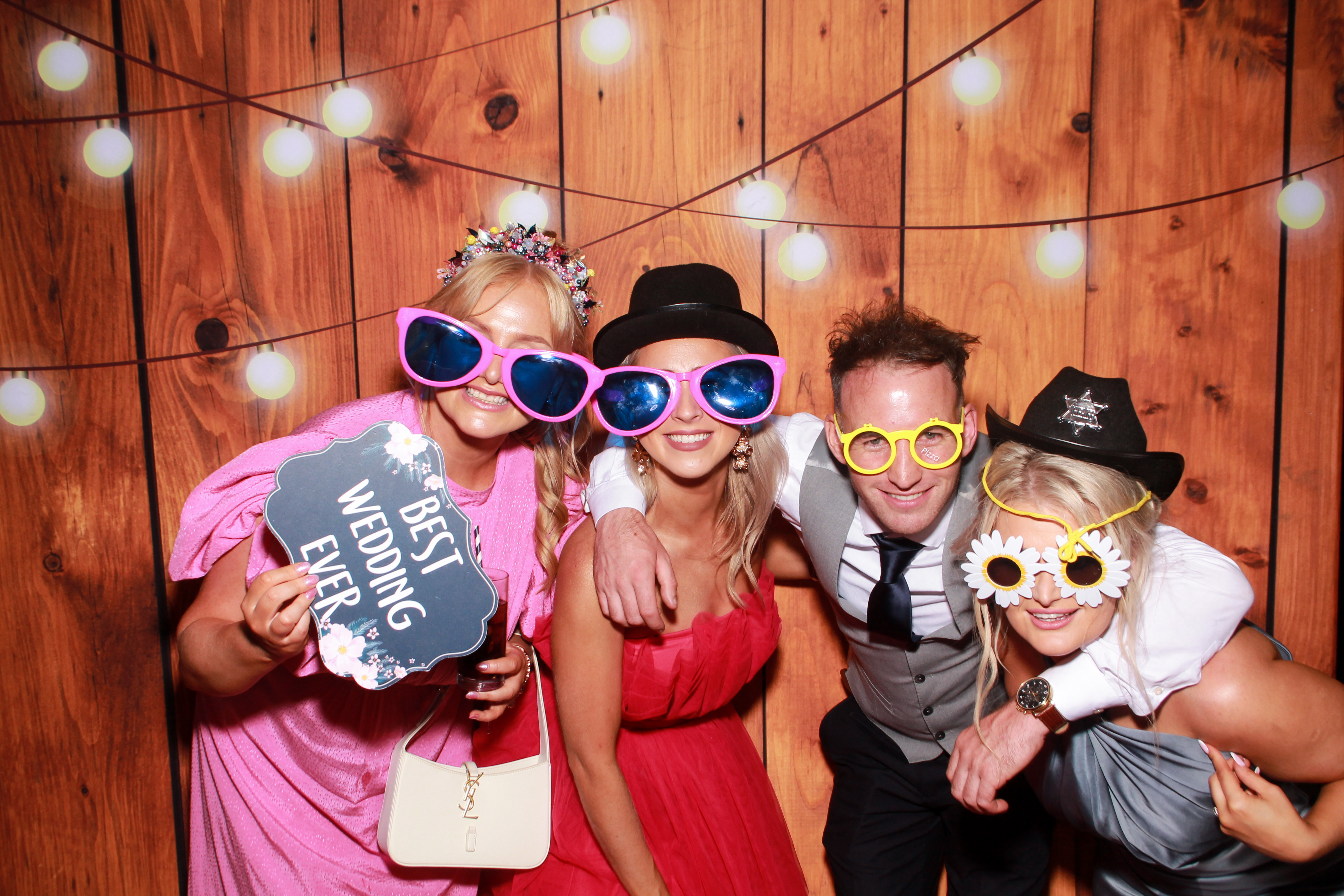 Aoife & Gareth's Wedding | View more photos from the event at gallery.snapmagic.ie/u/SnapMagic/Aoife-Gareths-Wedding