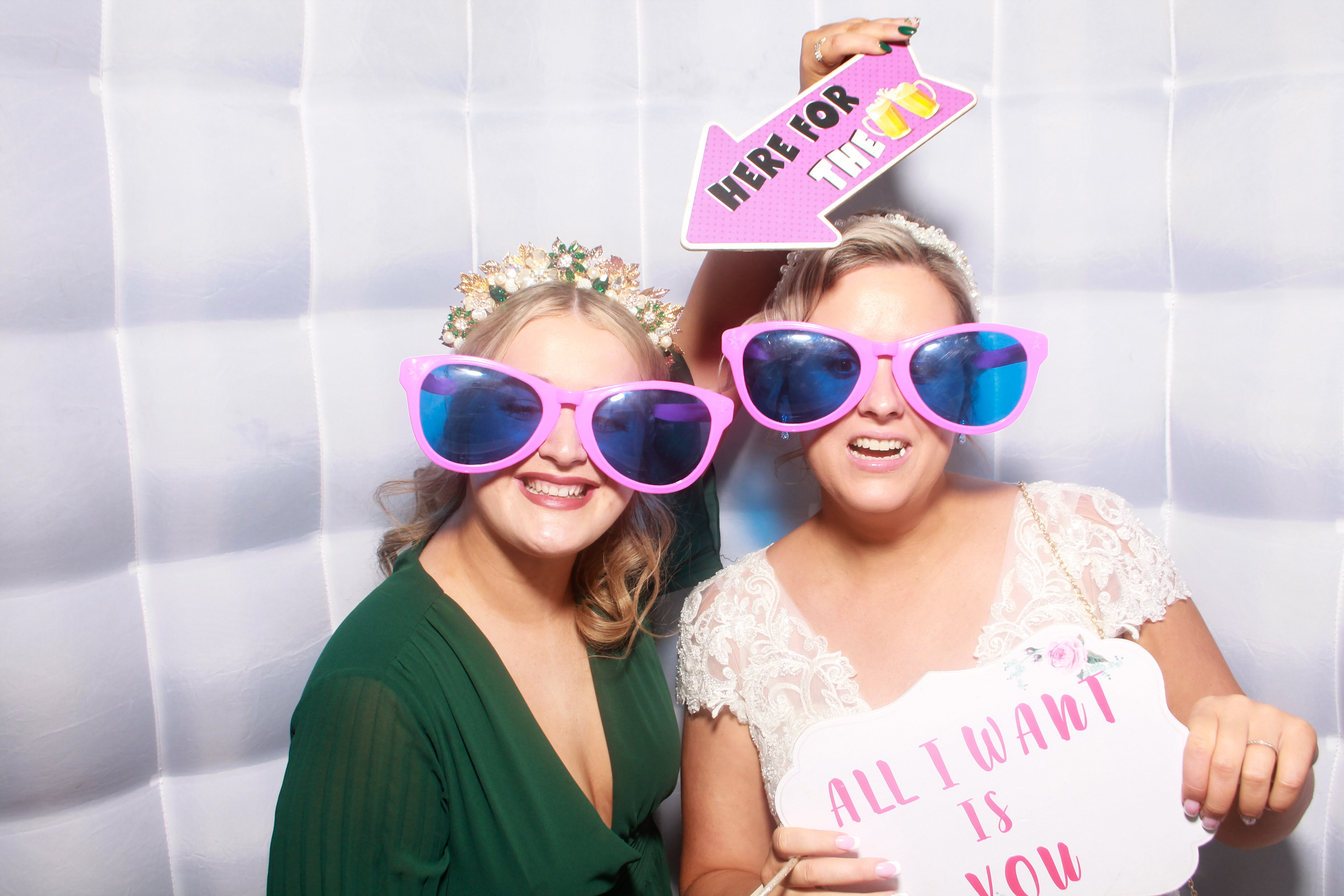 Ciara & Dan's Wedding | View more photos from the event at gallery.snapmagic.ie/u/SnapMagic/Ciara-Dans-Wedding