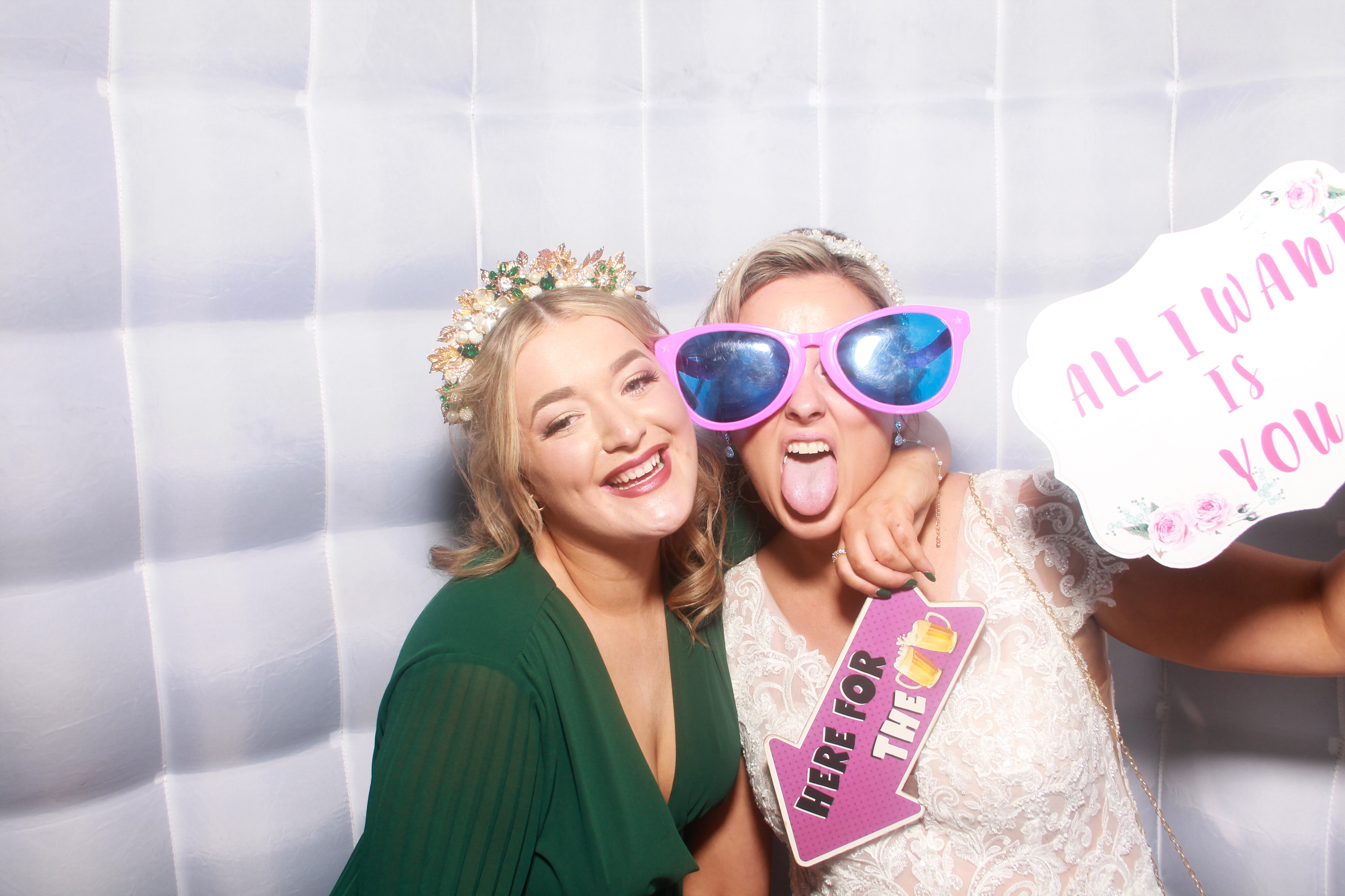 Ciara & Dan's Wedding | View more photos from the event at gallery.snapmagic.ie/u/SnapMagic/Ciara-Dans-Wedding