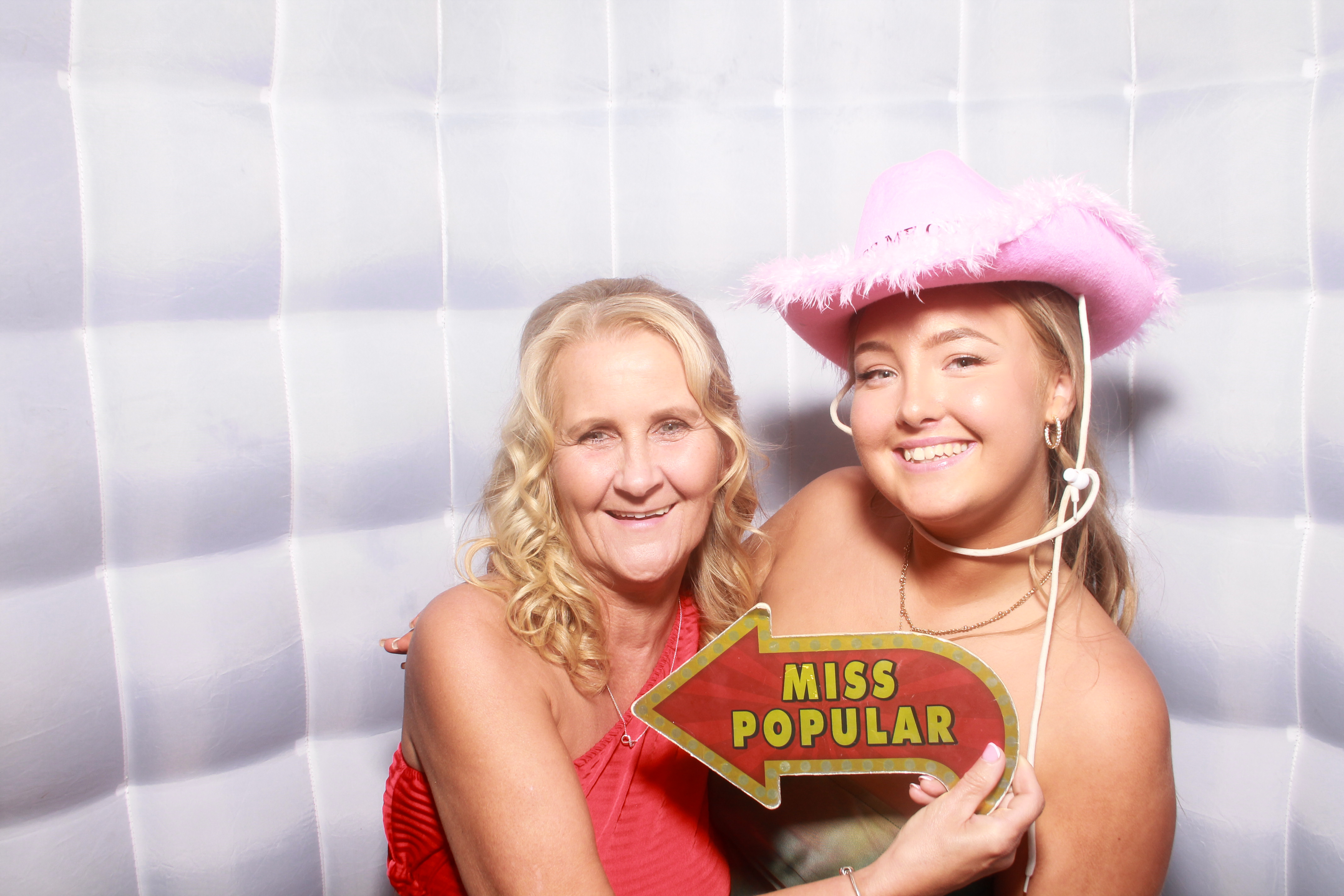 Ciara & Dan's Wedding | View more photos from the event at gallery.snapmagic.ie/u/SnapMagic/Ciara-Dans-Wedding