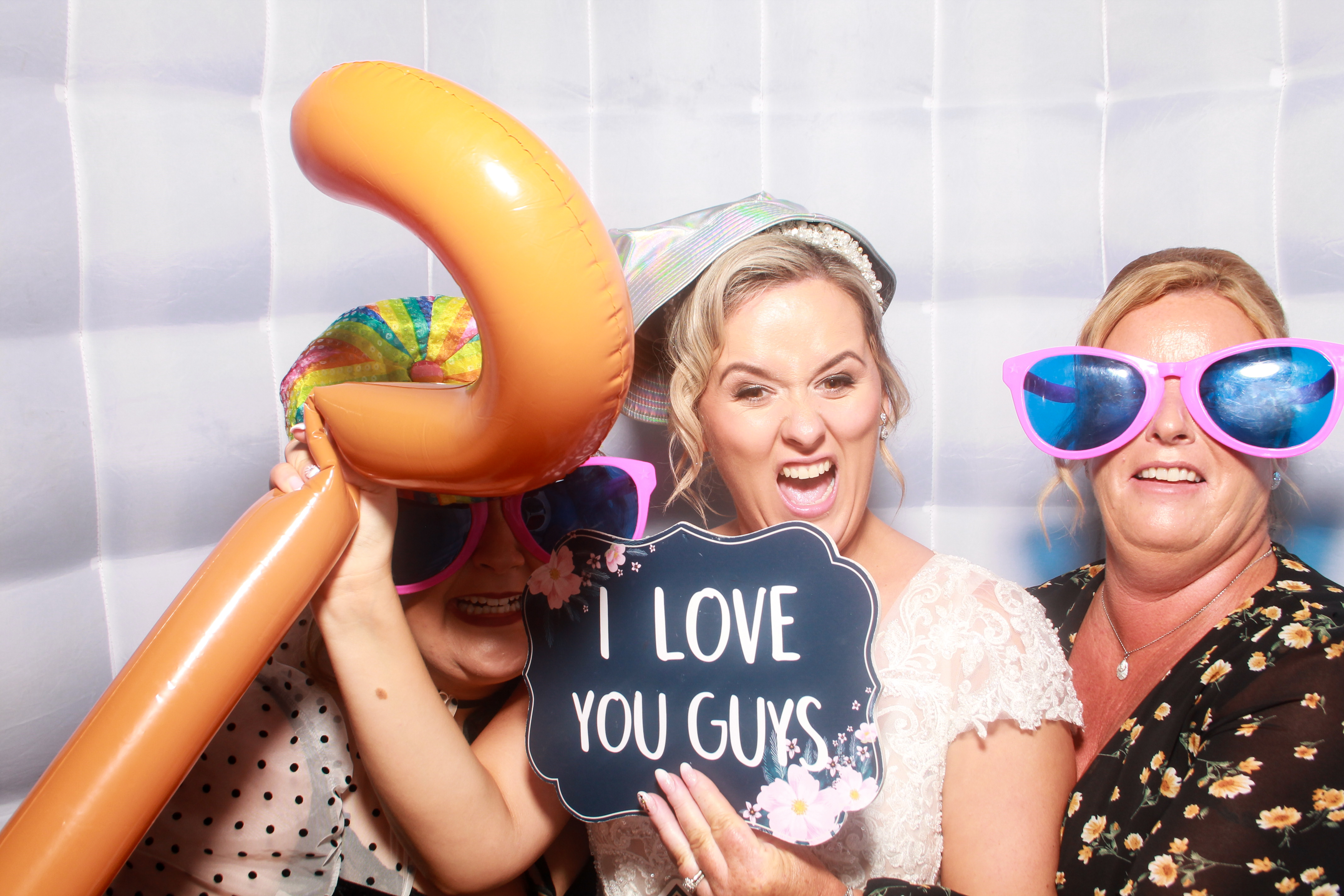 Ciara & Dan's Wedding | View more photos from the event at gallery.snapmagic.ie/u/SnapMagic/Ciara-Dans-Wedding