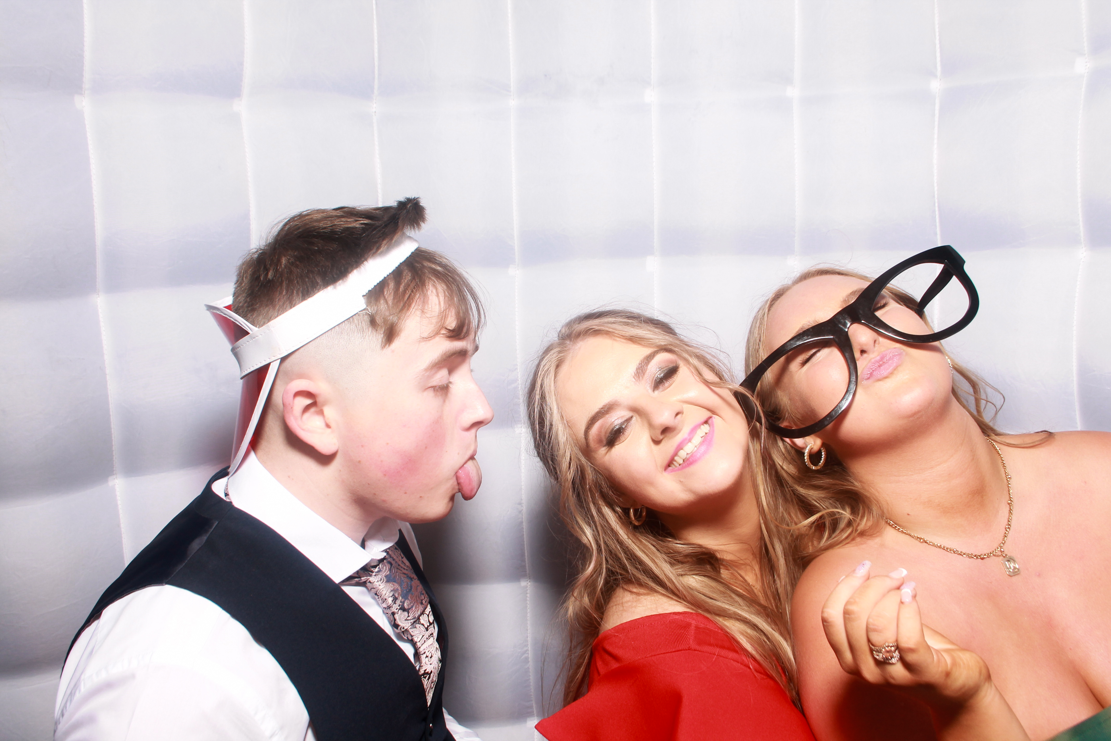 Ciara & Dan's Wedding | View more photos from the event at gallery.snapmagic.ie/u/SnapMagic/Ciara-Dans-Wedding