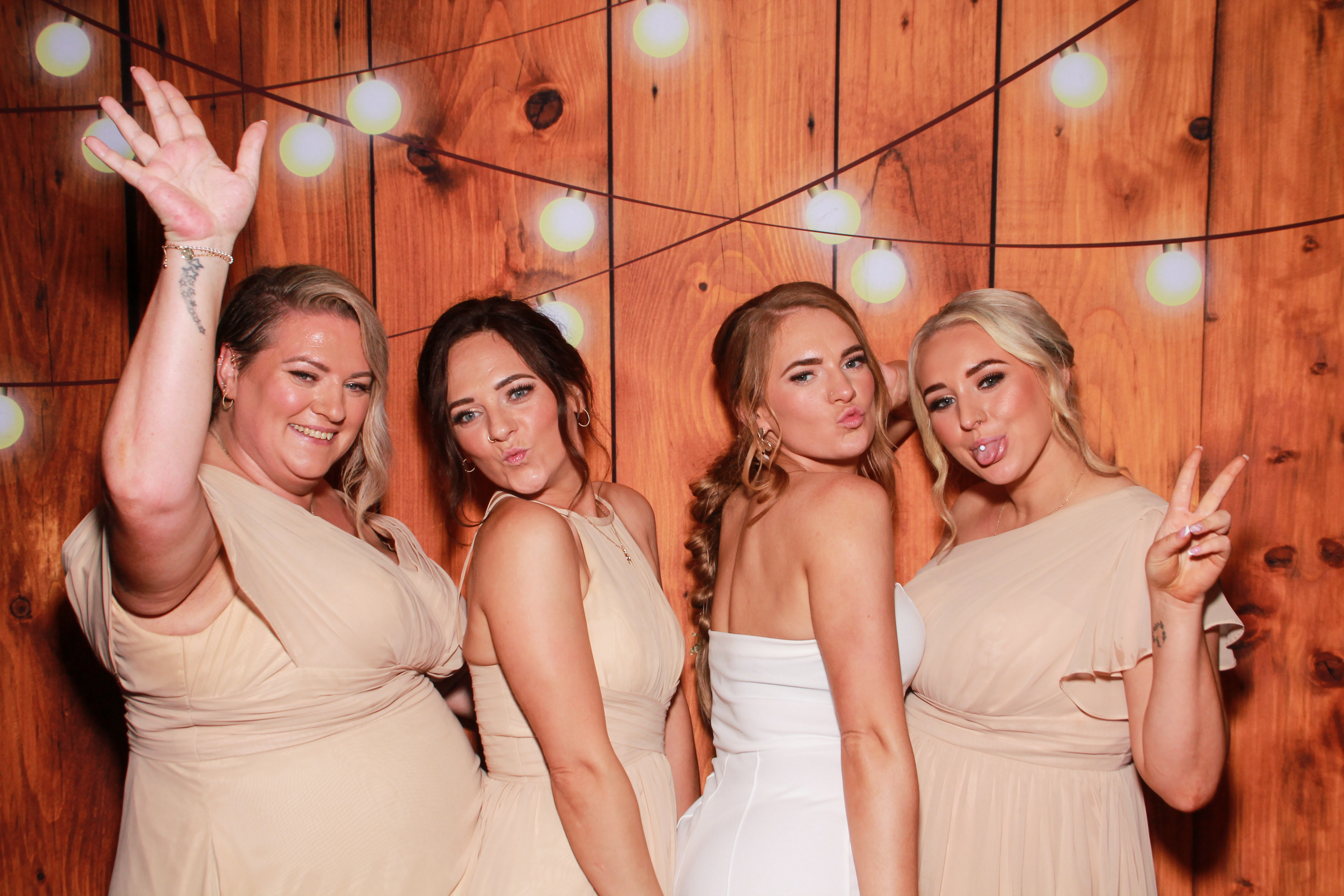 Ciara & Kieran's Wedding | View more photos from the event at gallery.snapmagic.ie/u/SnapMagic/Ciara-Kierans-Wedding