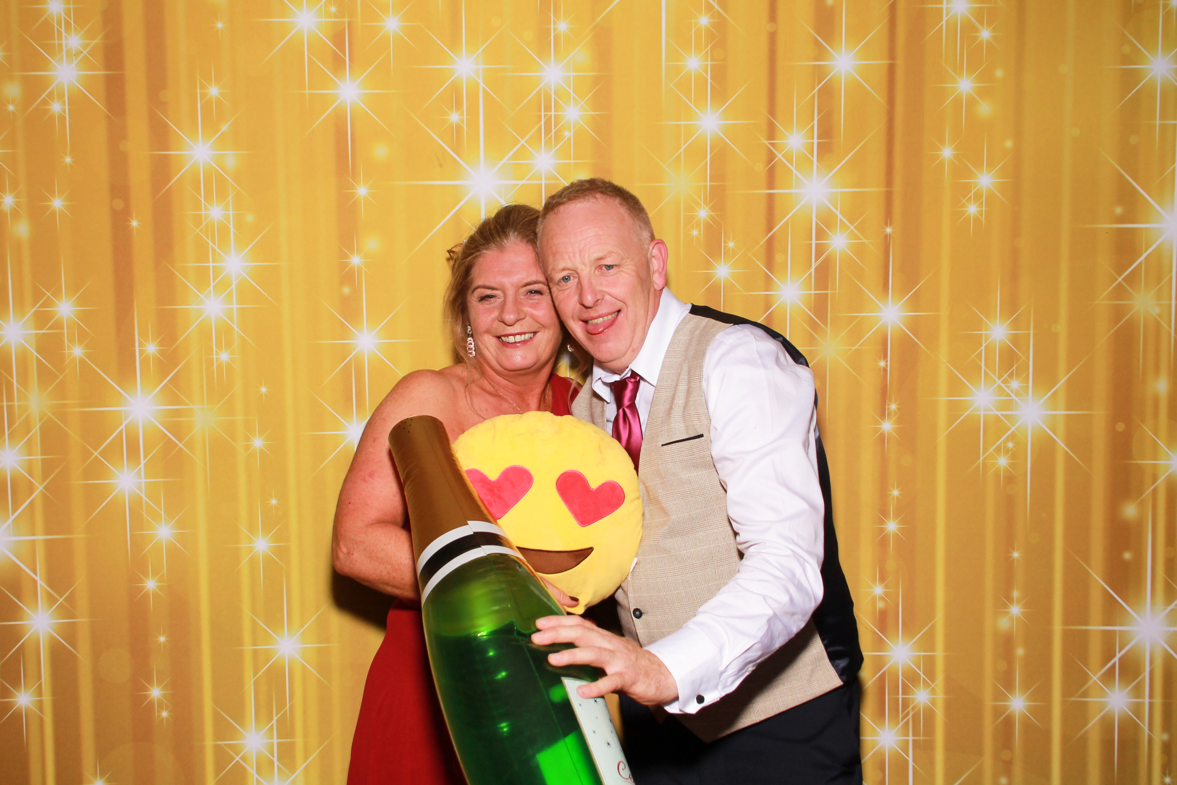 Clare & Micheal's Wedding | View more photos from the event at gallery.snapmagic.ie/u/SnapMagic/Clare-Micheals-Wedding