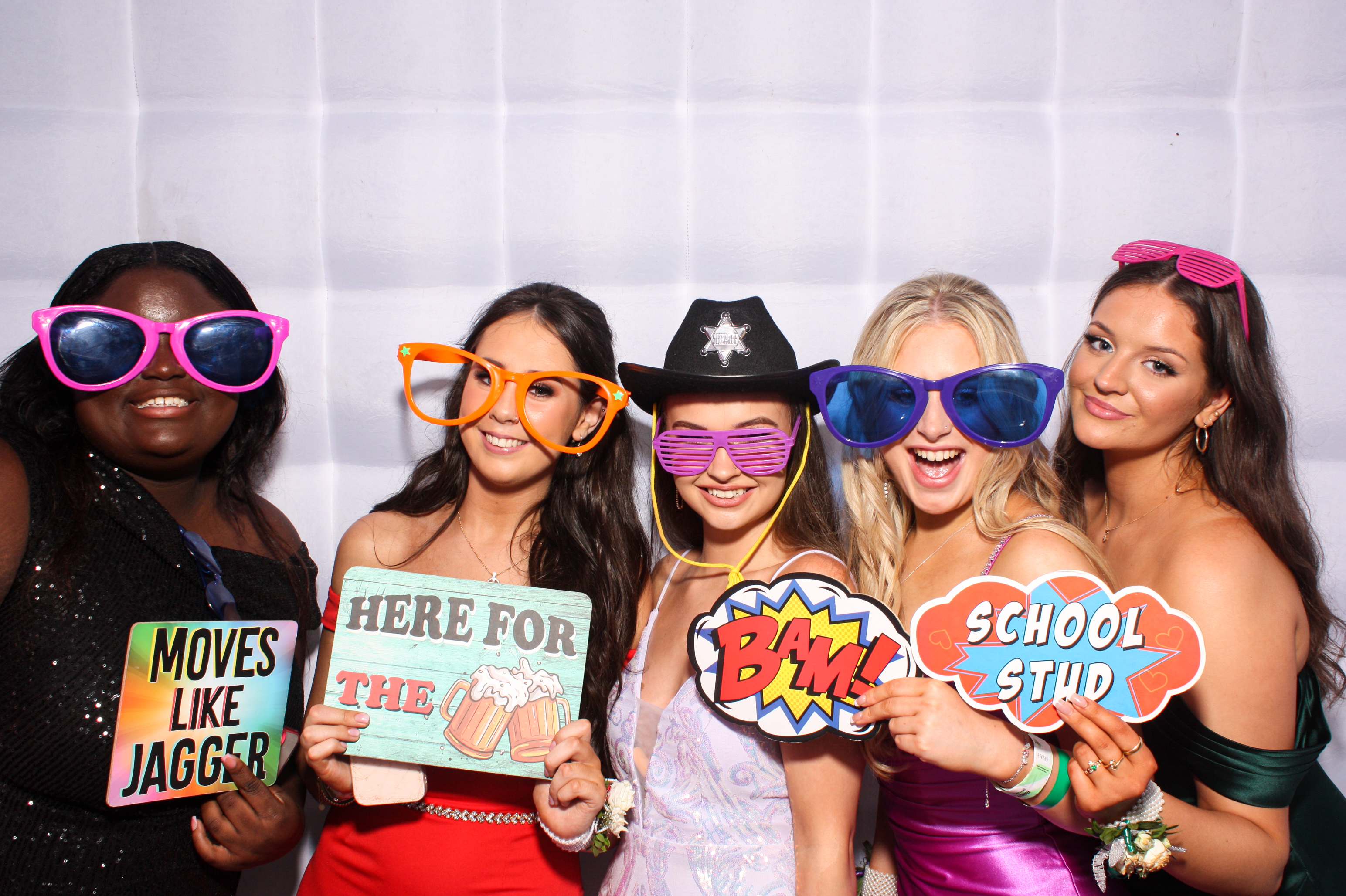 Davitt Debs 2023 | View more photos from the event at gallery.snapmagic.ie/u/SnapMagic/Davitt-Debs-2023