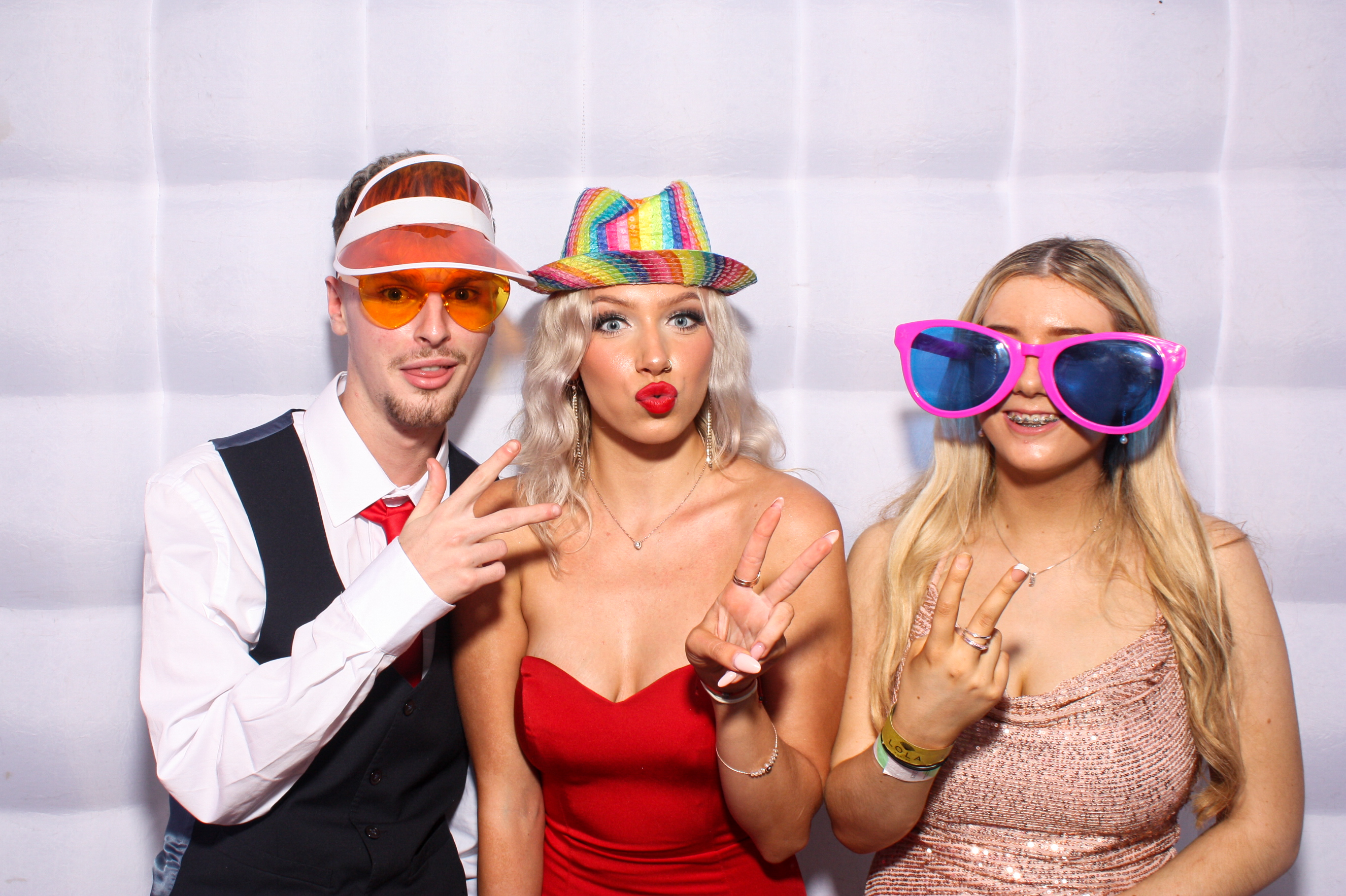 Davitt Debs 2023 | View more photos from the event at gallery.snapmagic.ie/u/SnapMagic/Davitt-Debs-2023