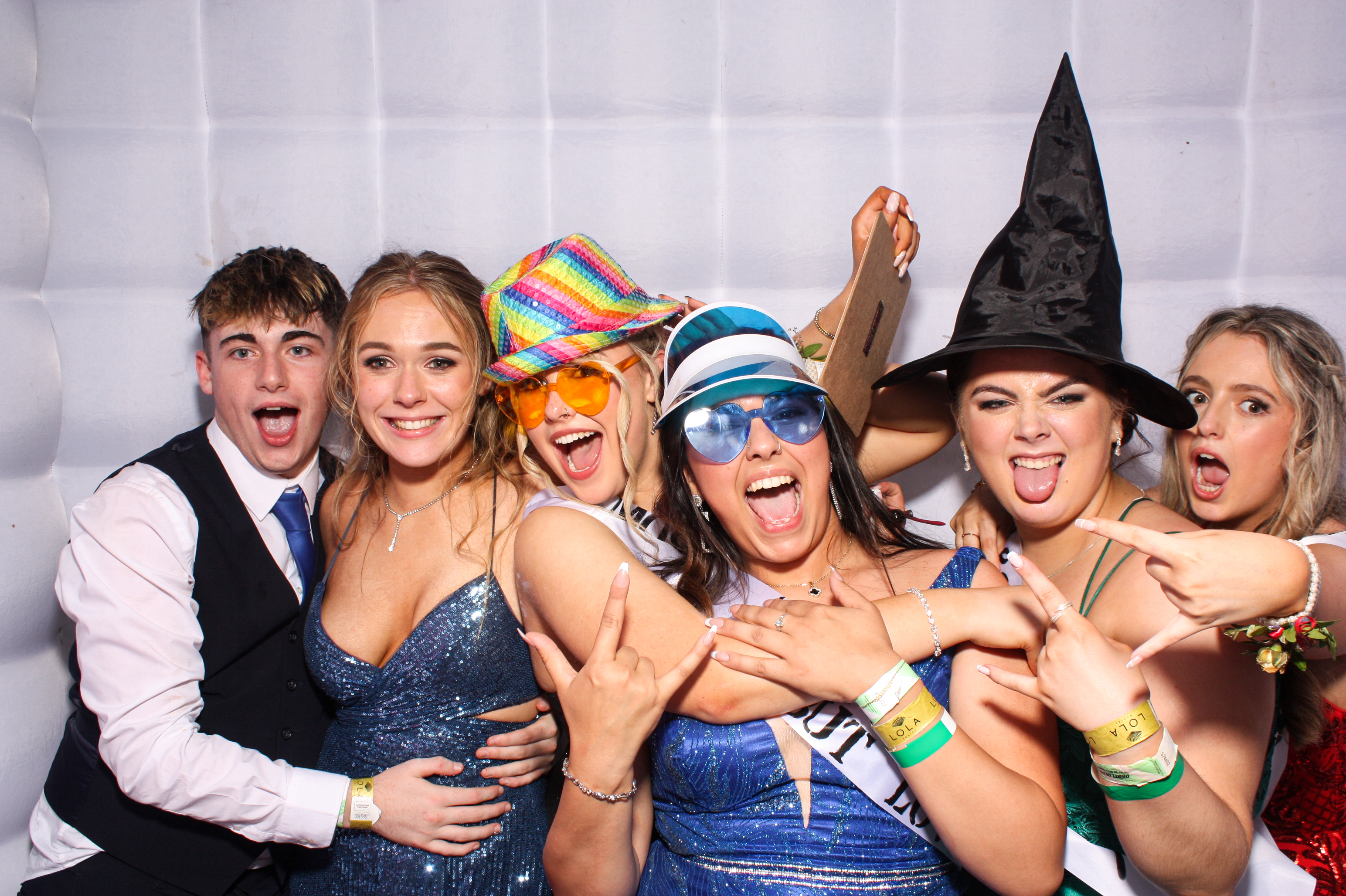 Davitt Debs 2023 | View more photos from the event at gallery.snapmagic.ie/u/SnapMagic/Davitt-Debs-2023