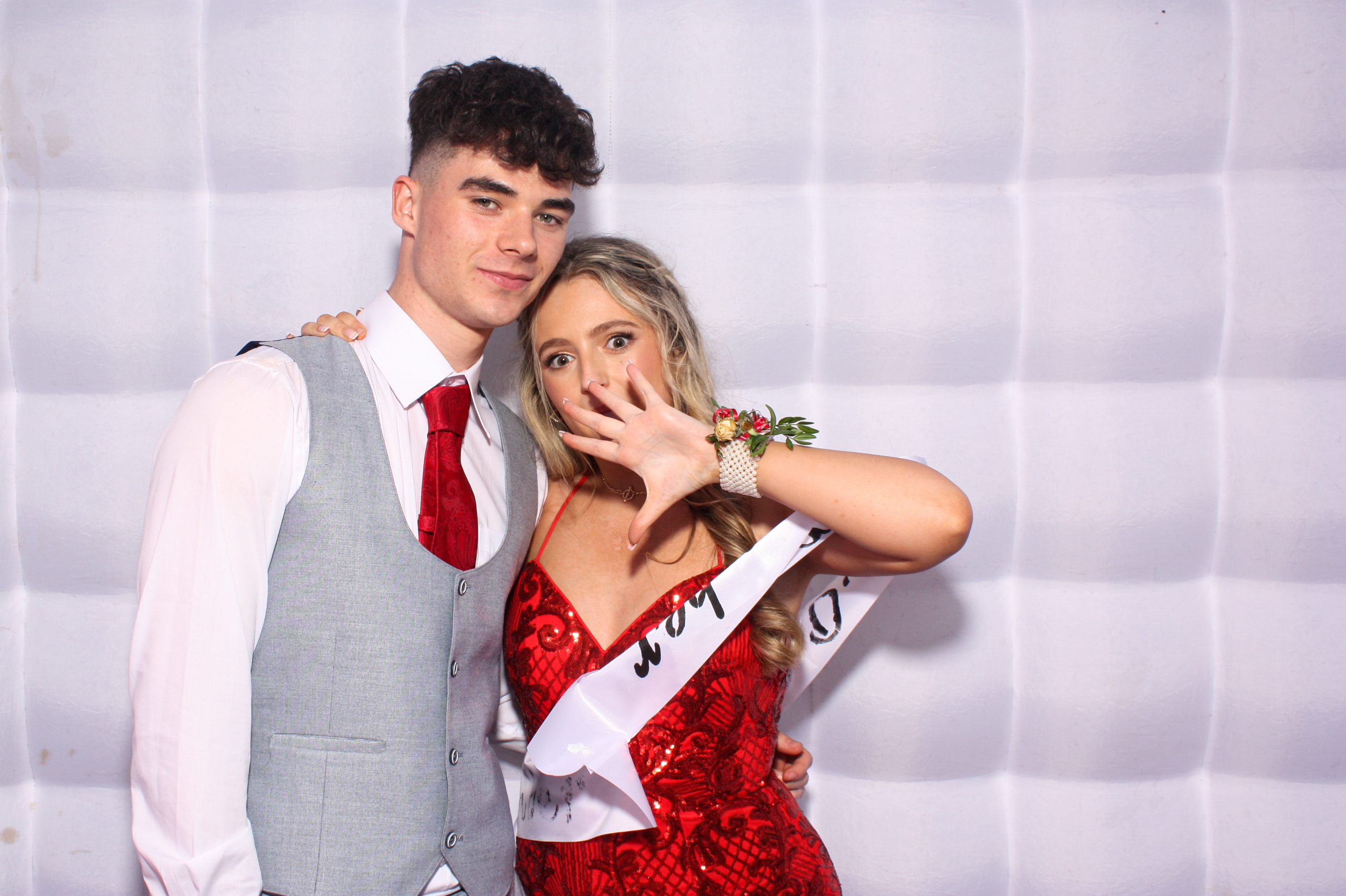 Davitt Debs 2023 | View more photos from the event at gallery.snapmagic.ie/u/SnapMagic/Davitt-Debs-2023