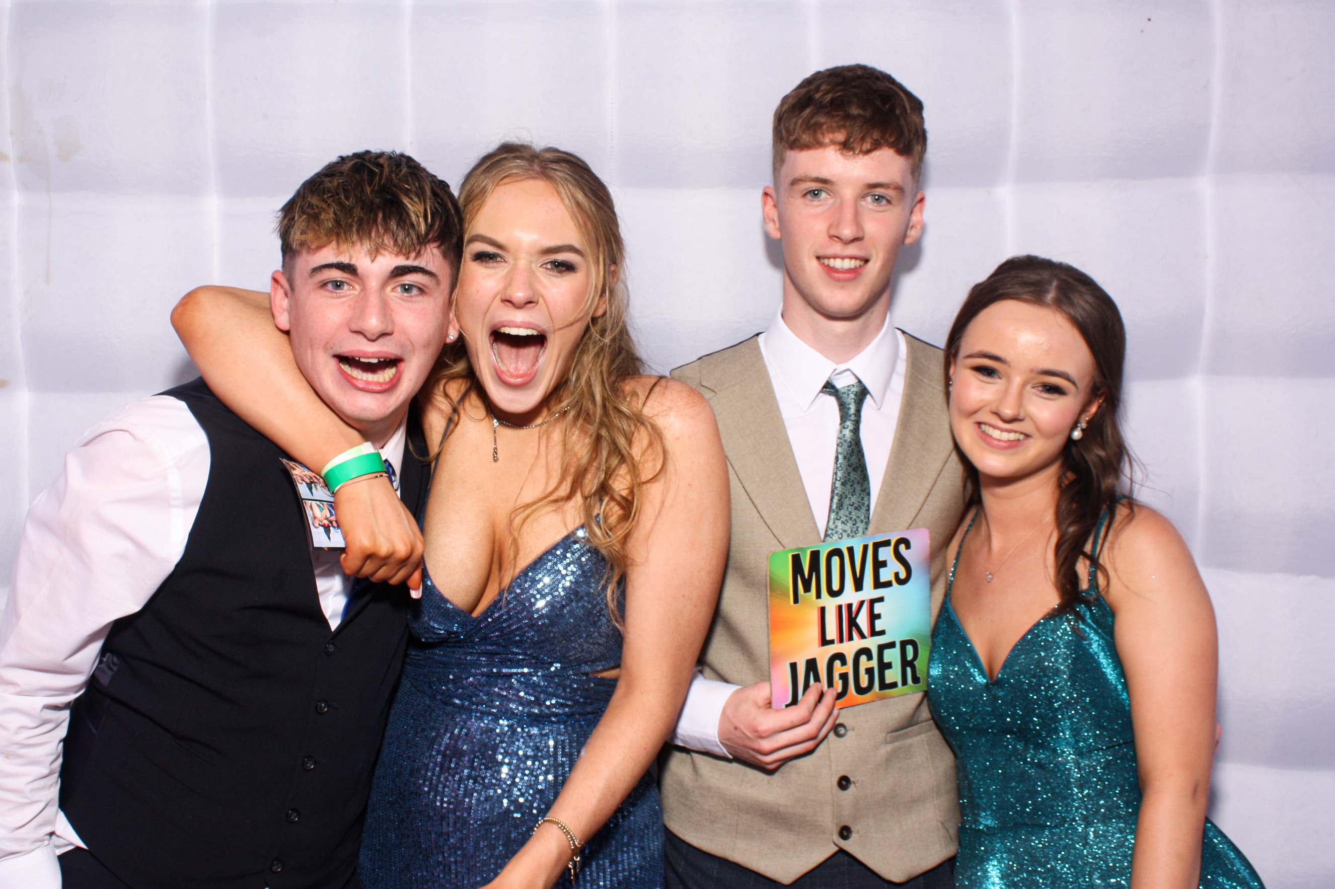 Davitt Debs 2023 | View more photos from the event at gallery.snapmagic.ie/u/SnapMagic/Davitt-Debs-2023
