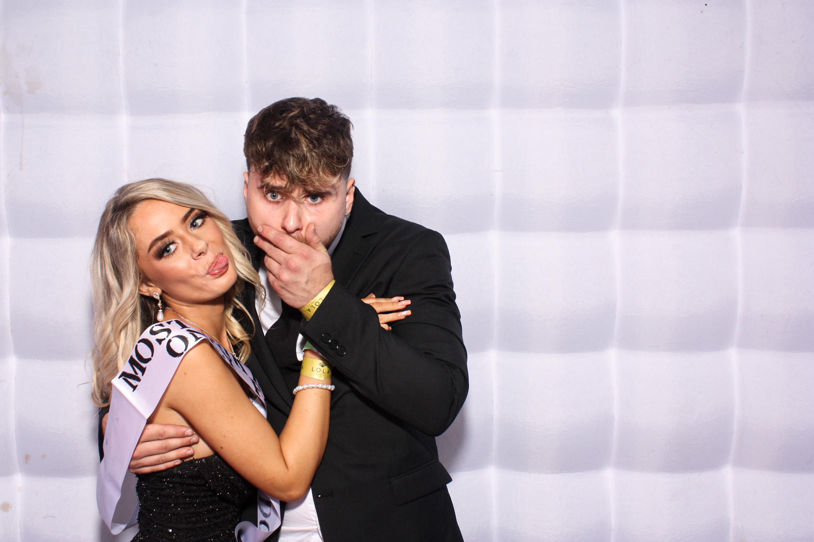 Davitt Debs 2023 | View more photos from the event at gallery.snapmagic.ie/u/SnapMagic/Davitt-Debs-2023