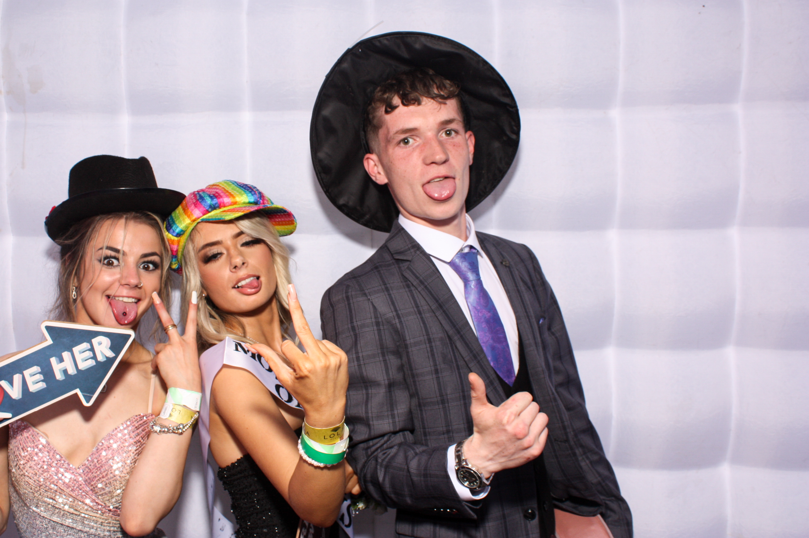 Davitt Debs 2023 | View more photos from the event at gallery.snapmagic.ie/u/SnapMagic/Davitt-Debs-2023