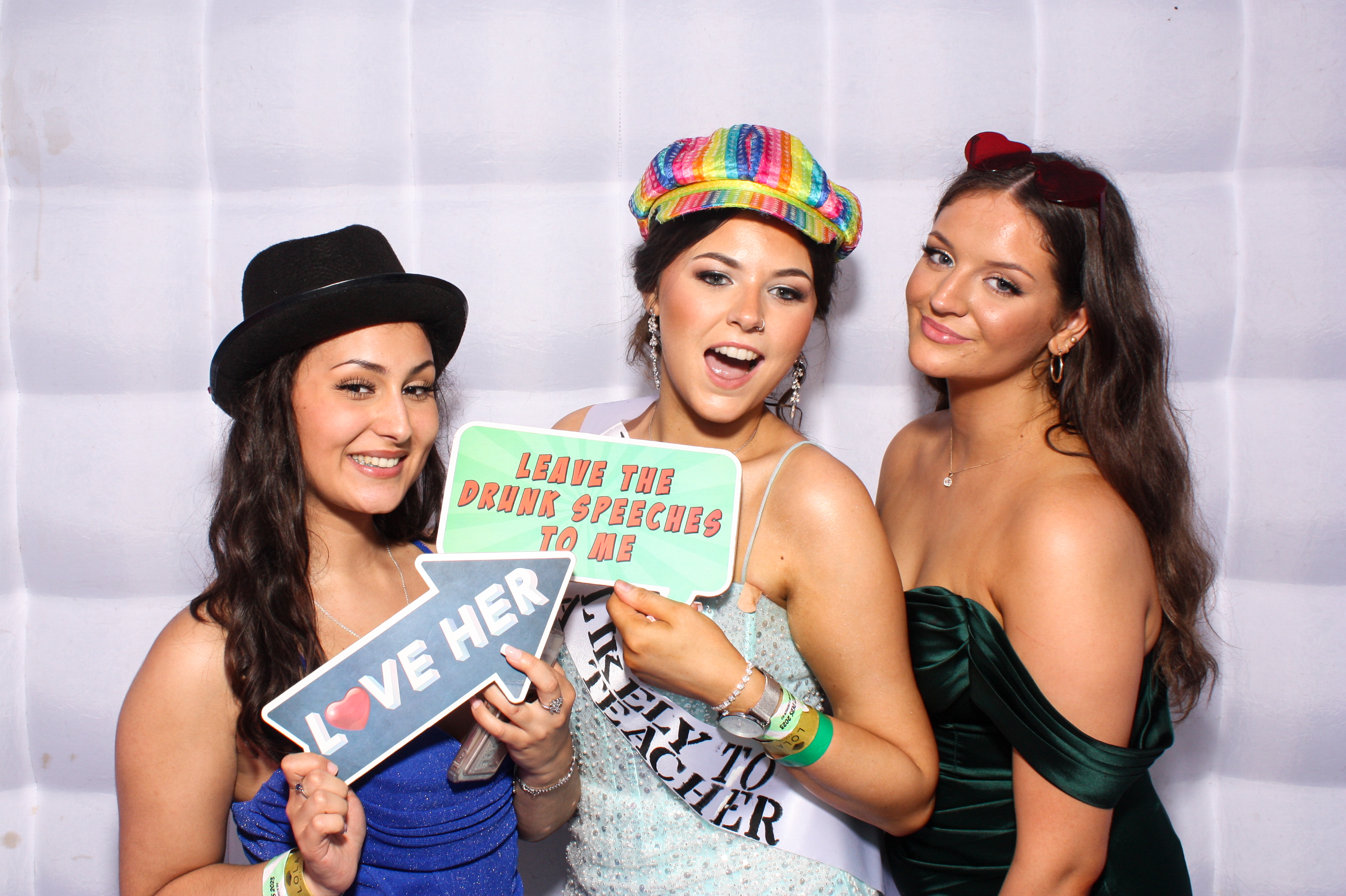 Davitt Debs 2023 | View more photos from the event at gallery.snapmagic.ie/u/SnapMagic/Davitt-Debs-2023