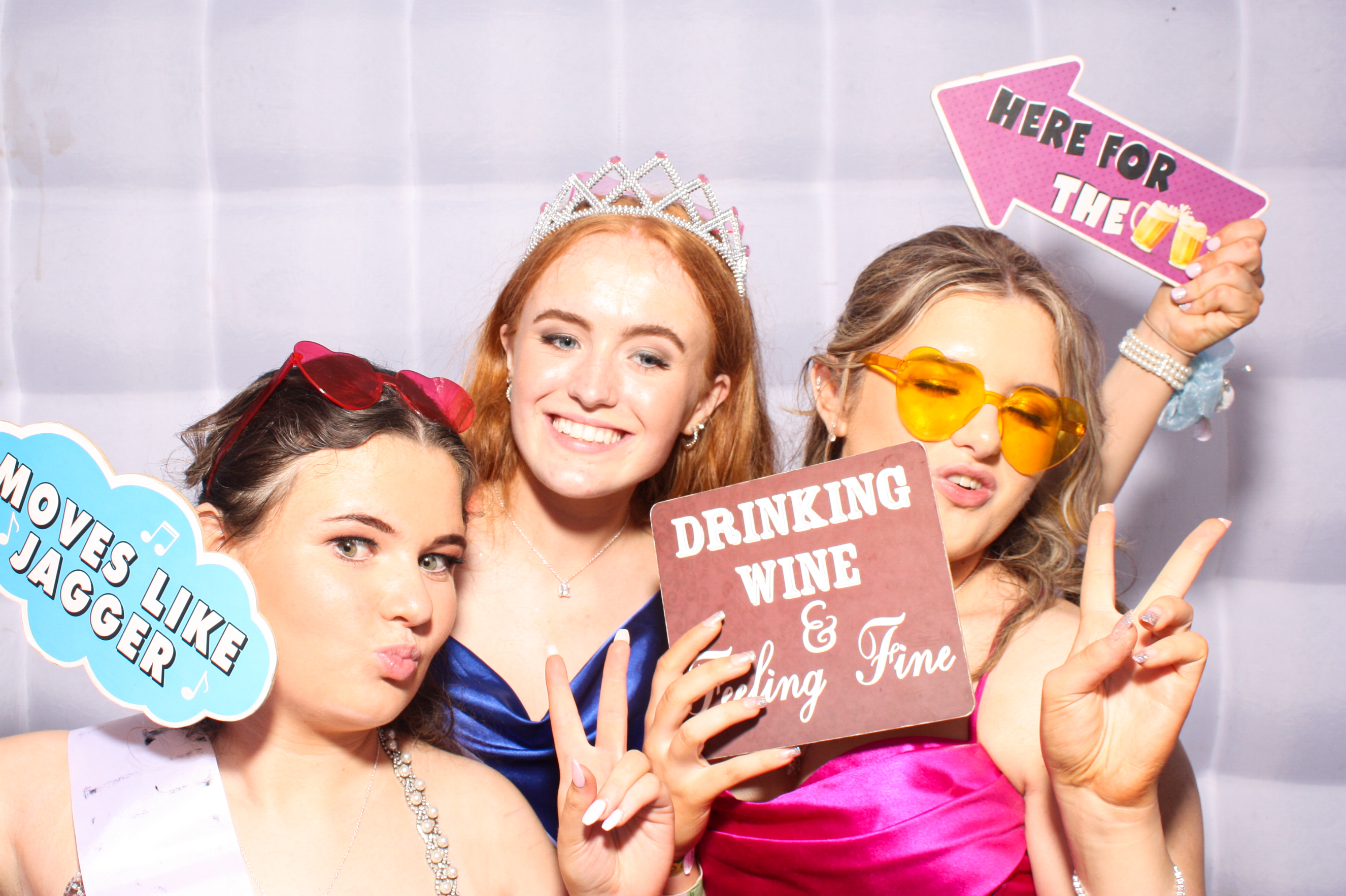 Davitt Debs 2023 | View more photos from the event at gallery.snapmagic.ie/u/SnapMagic/Davitt-Debs-2023