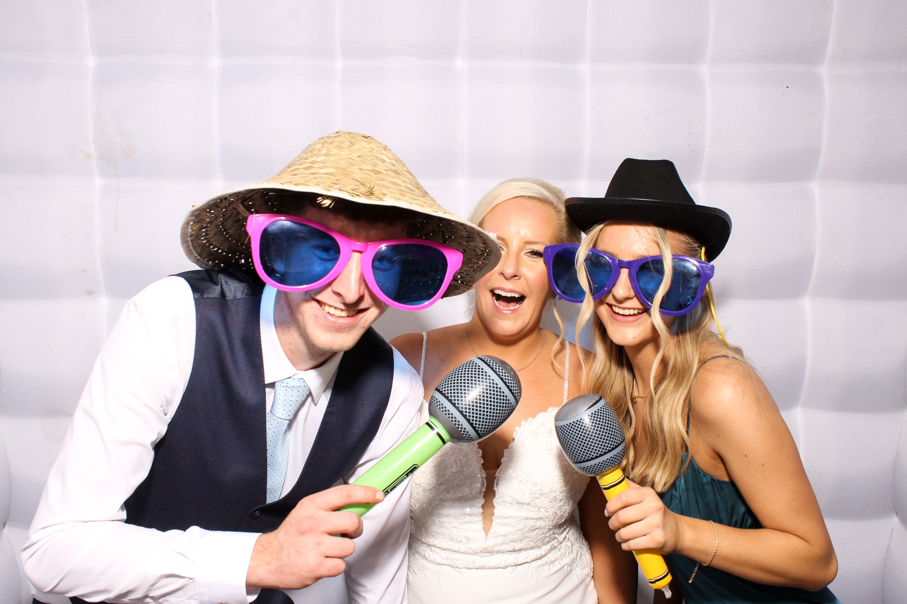 Denise & Adrian's Wedding | View more photos from the event at gallery.snapmagic.ie/u/SnapMagic/Denise-Adrians-Wedding