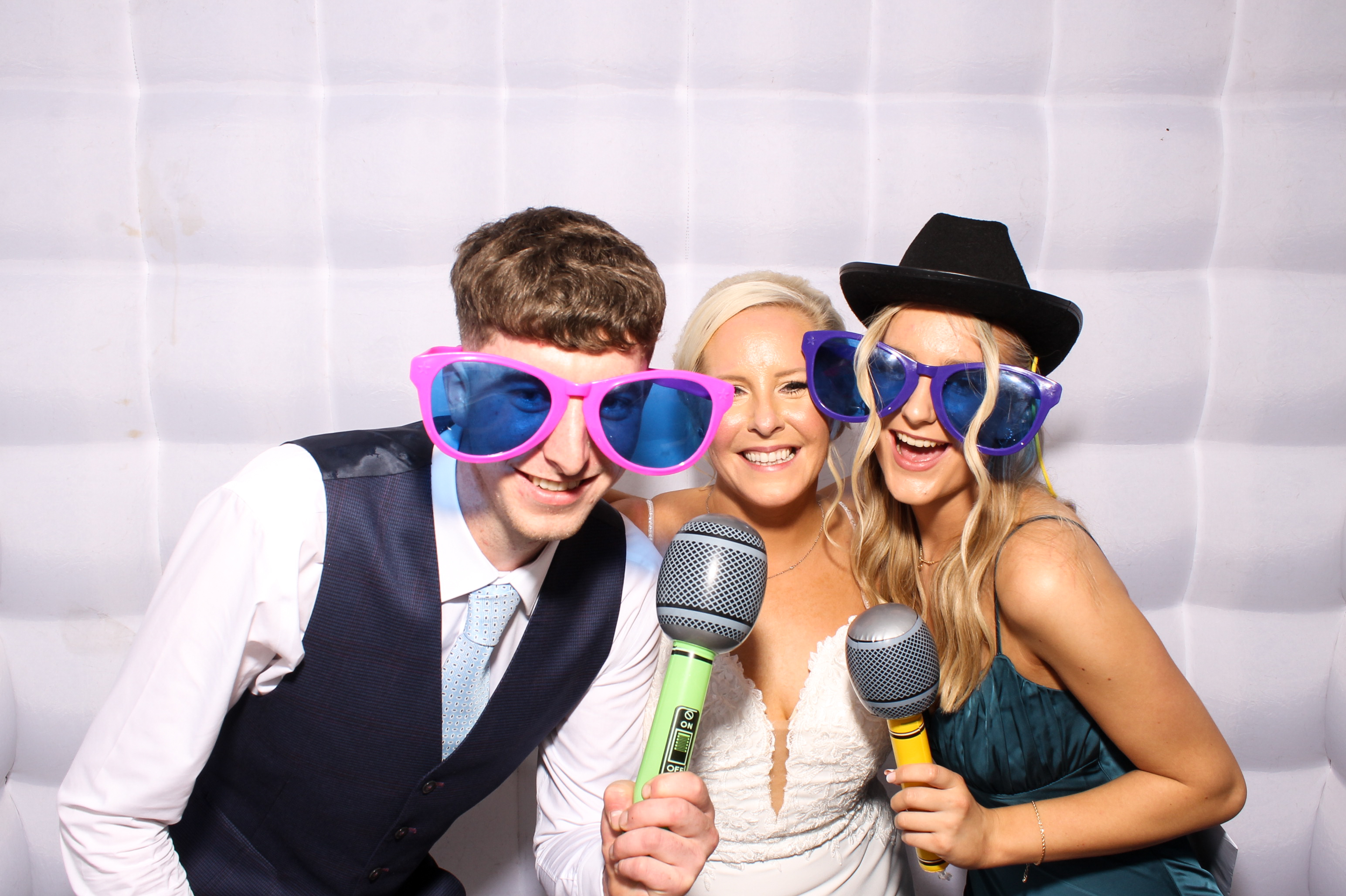 Denise & Adrian's Wedding | View more photos from the event at gallery.snapmagic.ie/u/SnapMagic/Denise-Adrians-Wedding