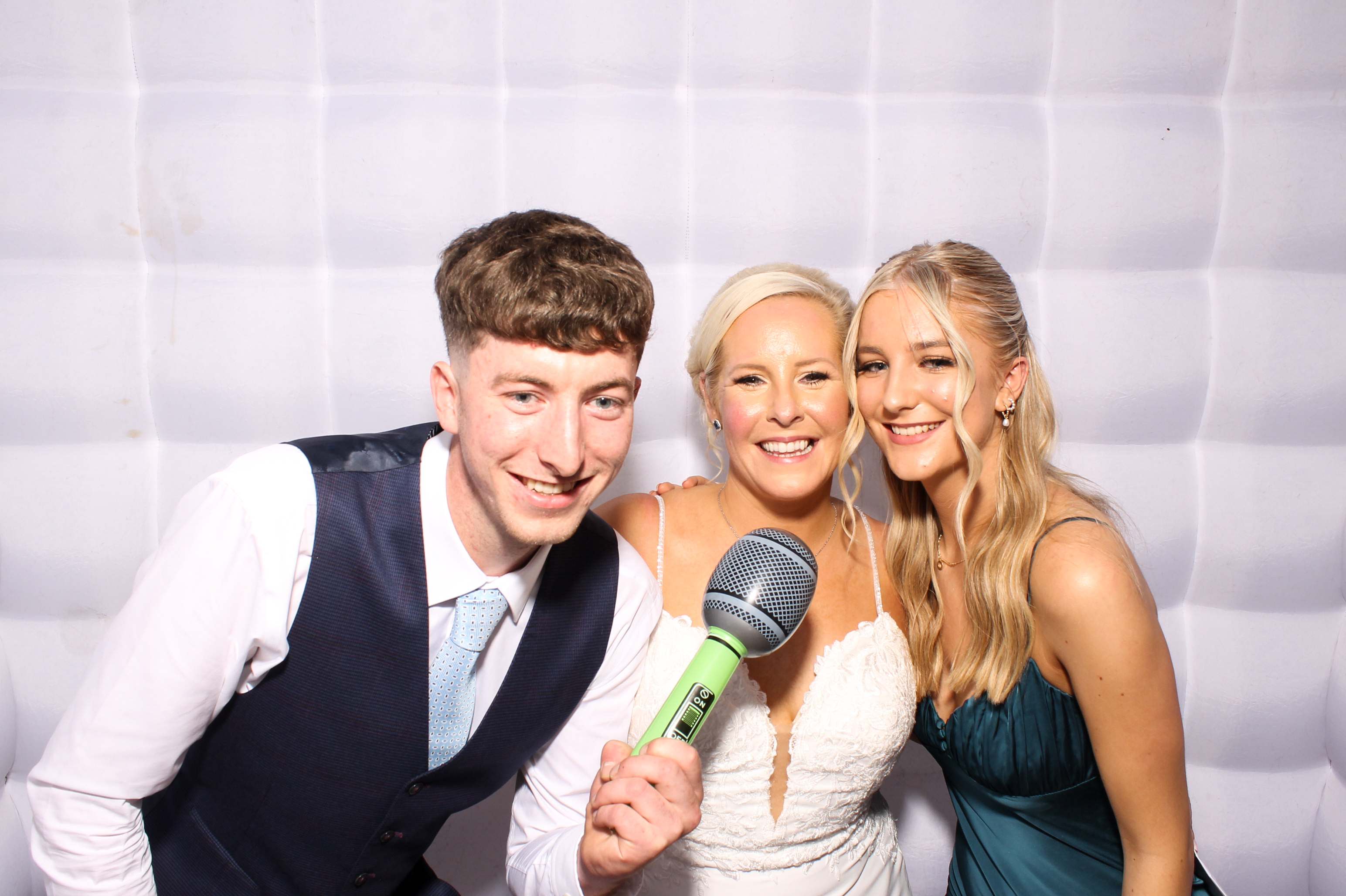 Denise & Adrian's Wedding | View more photos from the event at gallery.snapmagic.ie/u/SnapMagic/Denise-Adrians-Wedding