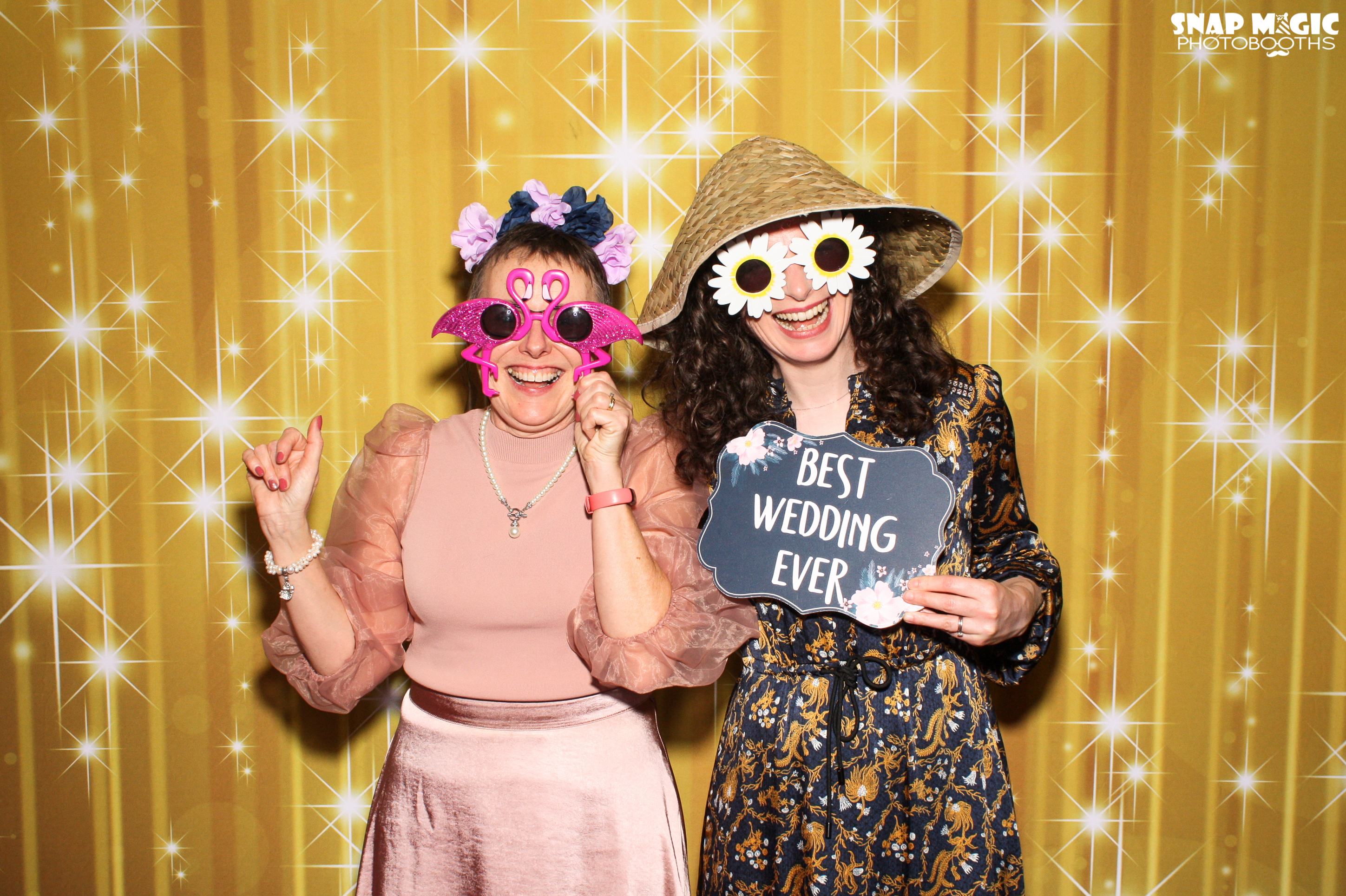 Eimer & Anthonys Wedding | View more photos from the event at gallery.snapmagic.ie/u/SnapMagic/Eimer-Anthonys-Wedding